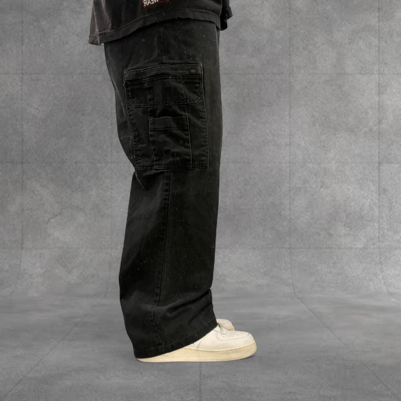 Vintage Crazy Vintage Y2K 2000s Baggy Black Streetwear Grunge Gorpcore Cargo Pants! Size US 36 / EU 52 - 2 Thumbnail