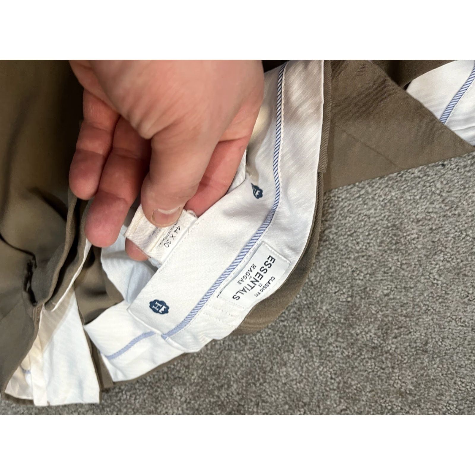 Haggar Haggar Pants Classic Fit 44x30 Brown Men Size 44 Polyester Front Pleated Zip Waist Adjustable No-Iron Canvas Vintage: No Size US 44 / EU 60 - 5 Thumbnail