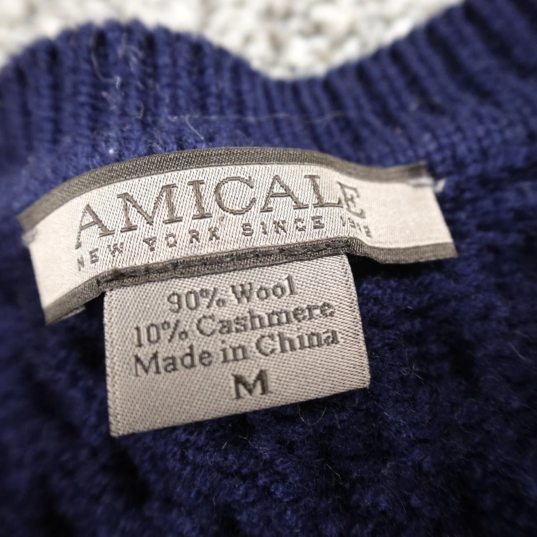 Vintage Amicale Sweater Mens M Blue Cream Ombre Wool Cashmere Aran Cable Knit Crewneck Size US M / EU 48-50 / 2 - 5 Thumbnail