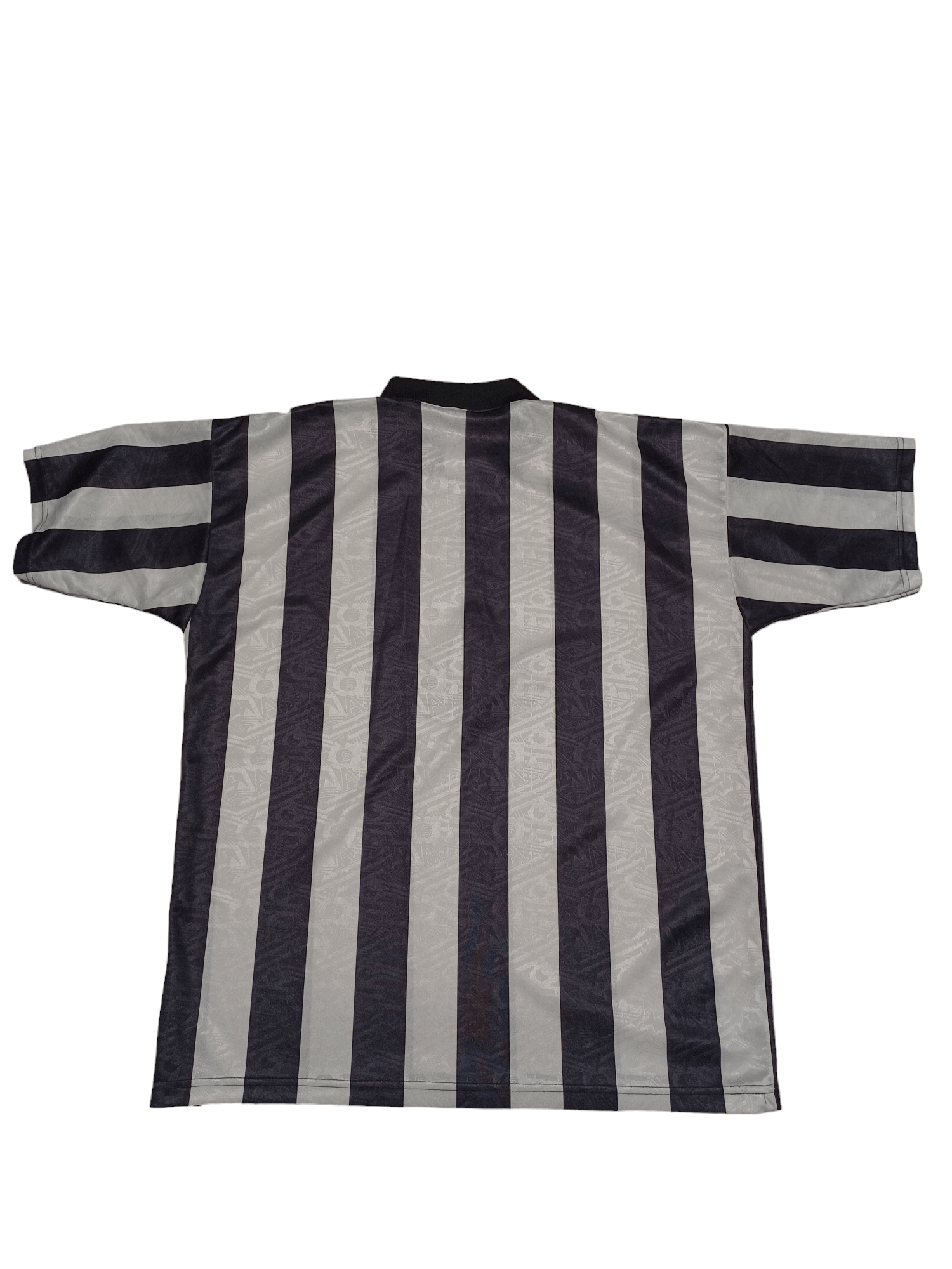 Adidas VINTAGE MADE IN GREAT BRITAIN ADIDAS JERSEY BIGLOGO Size US M / EU 48-50 / 2 - 2 Thumbnail