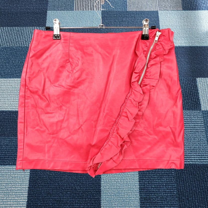 Forever 21 Forever 21 Skirt Womens Medium Red Mini Short Ruffled Zip Front Lightweight Size 32" / US 10 / IT 46 - 1 Thumbnail