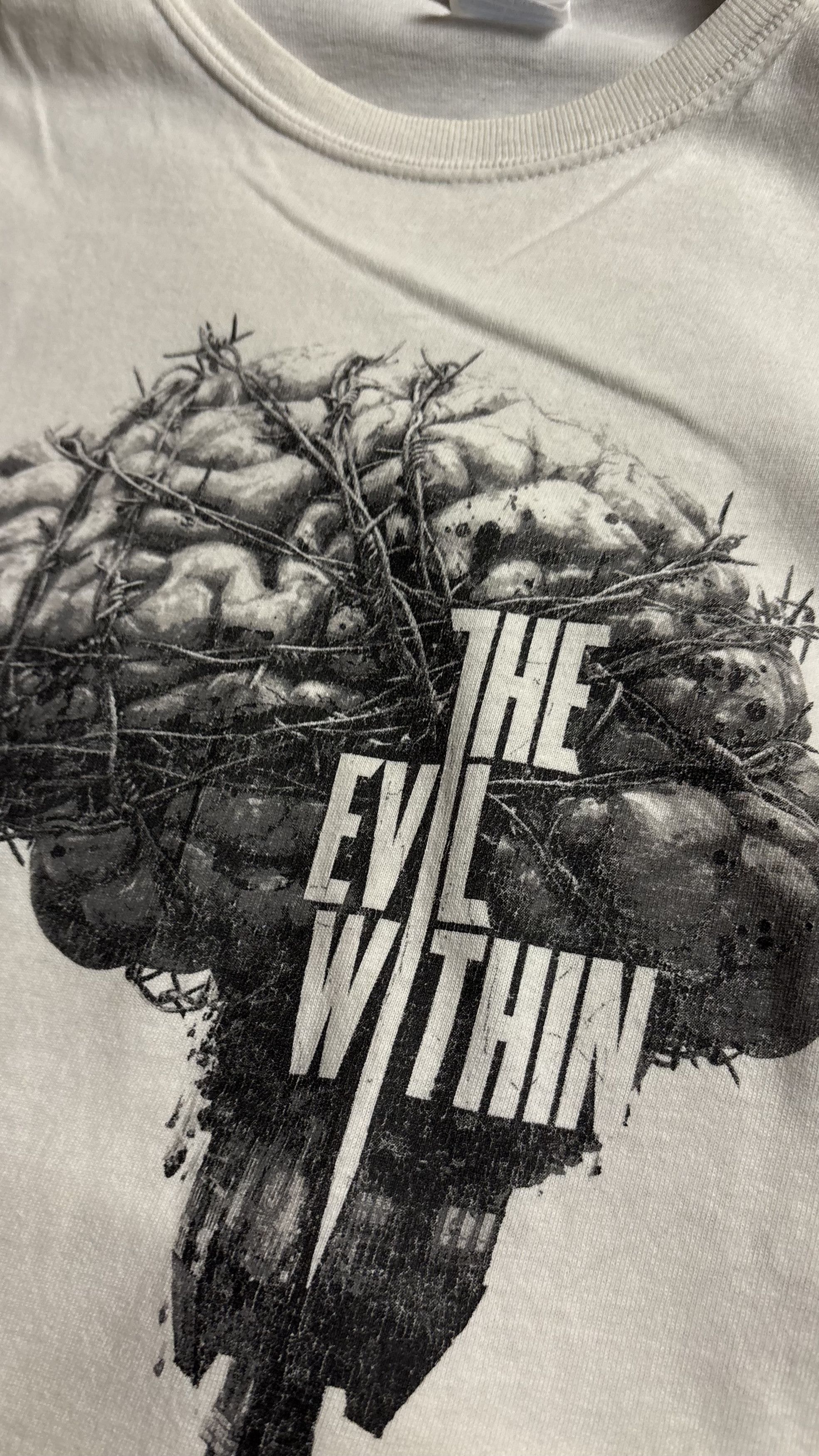 Vintage VIntage The Evil WIthin Tshirt RARE Size US L / EU 52-54 / 3 - 4 Thumbnail
