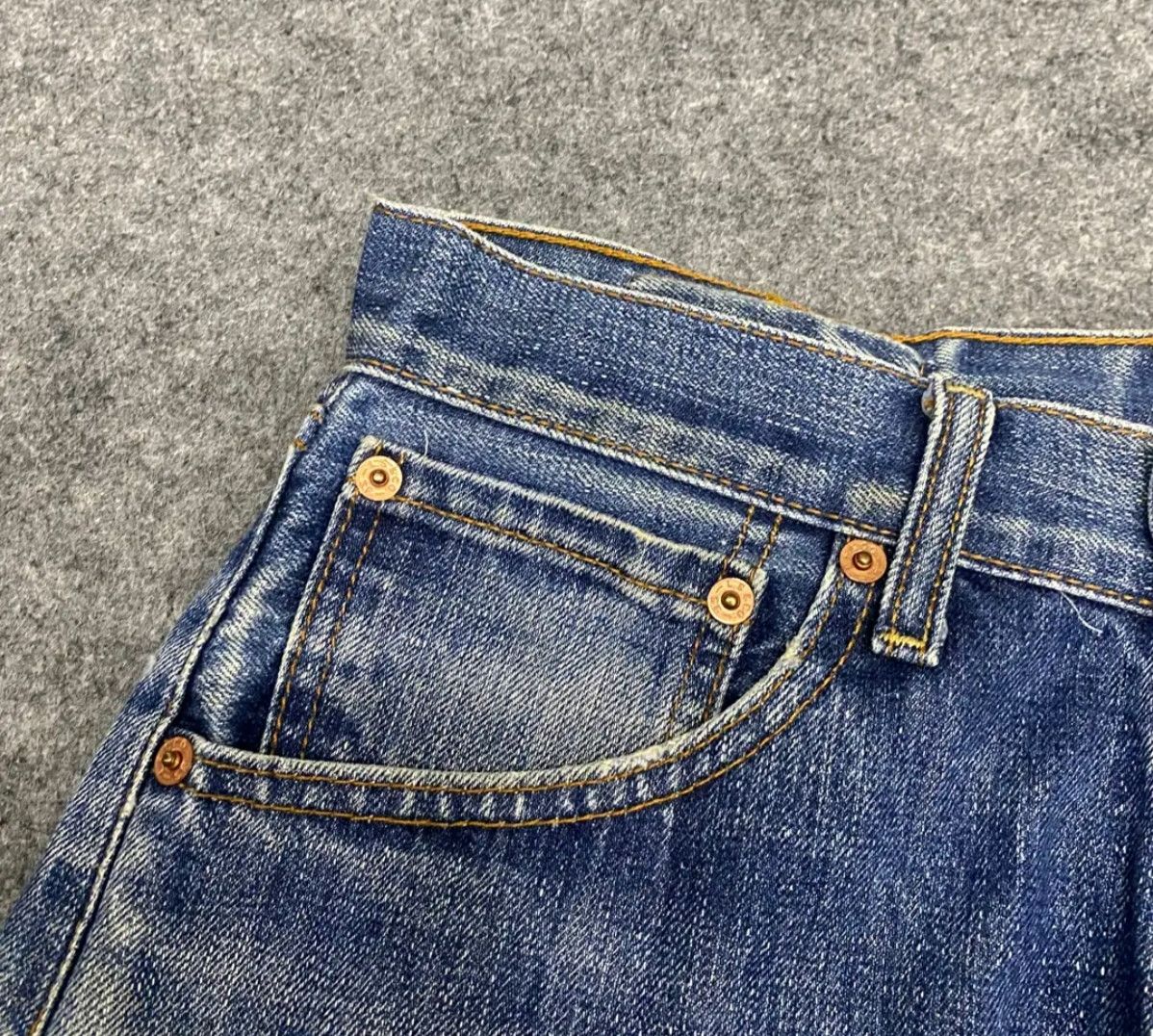 Levi's Vintage Clothing Vintage Levis Distressed Denim Kurt Cobain Style Size US 30 / EU 46 - 8 Thumbnail