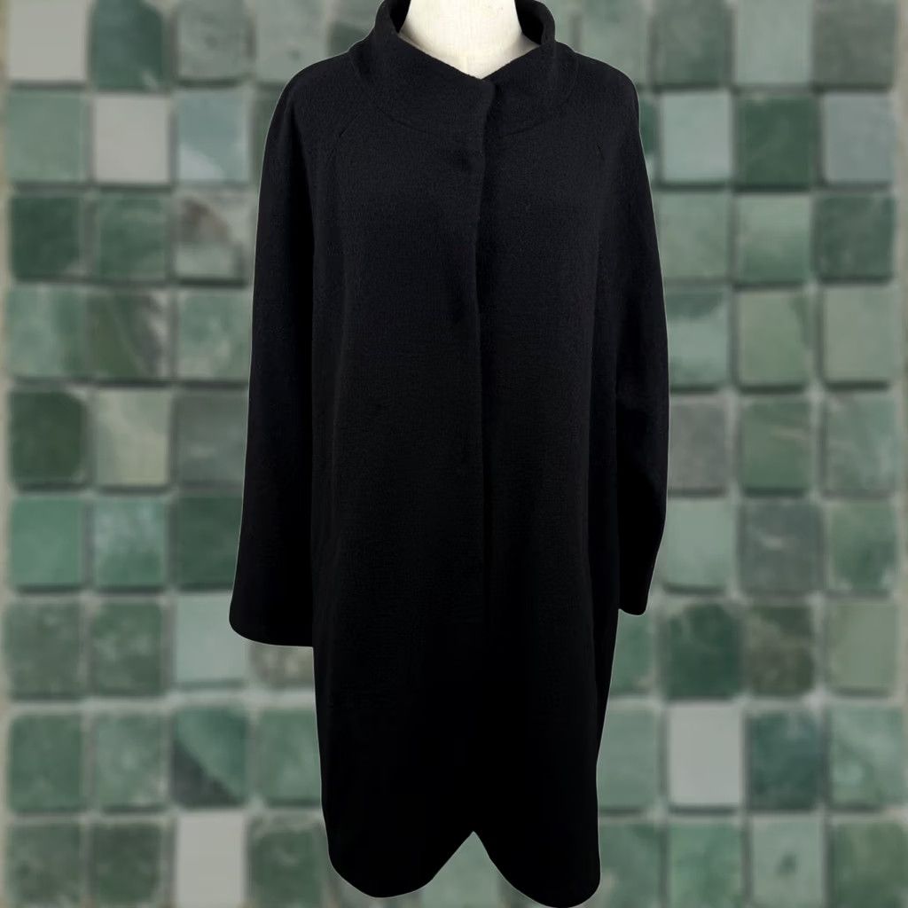 Cynthia Rowley Cynthia Rowley Wool Coat Black 2X Overcoat Veil Funnel Neck Hidden Button Minimalist EUC Womens Size XXL / US 16-18 / IT 52-54 - 1 Thumbnail