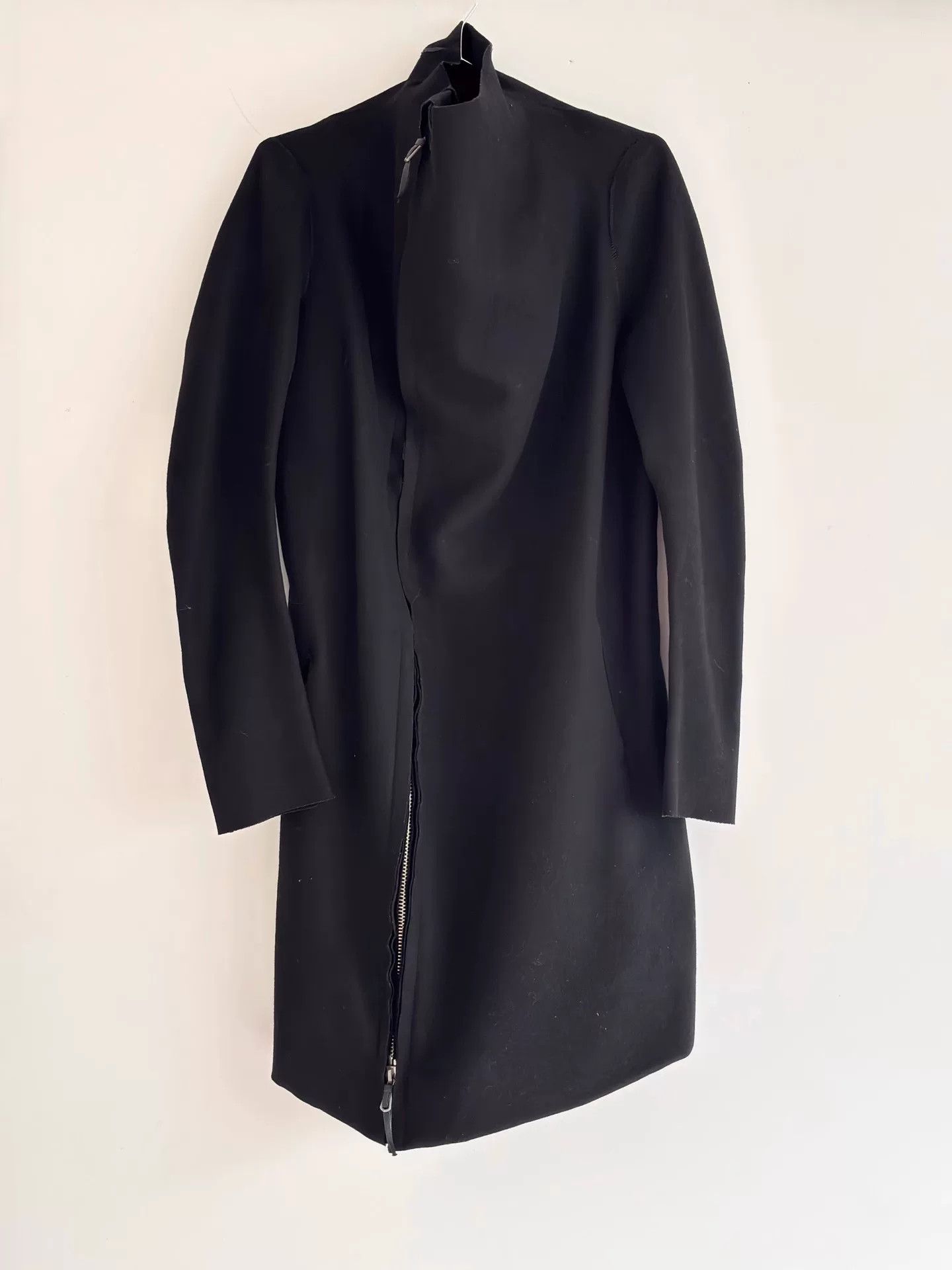 Boris Bidjan Saberi Boris Bidjan Saberi Wool Asymmetric Sleeve Coat Size US S / EU 44-46 / 1 - 1 Thumbnail