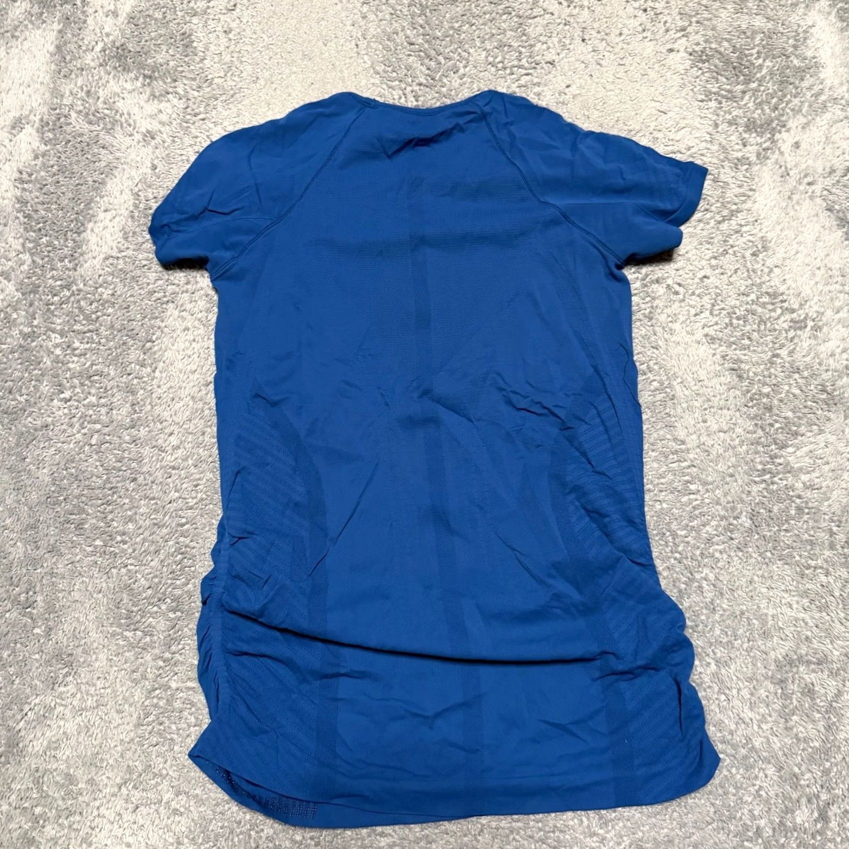 Athleta Athleta Shirt Womens Large Blue Speedlight Seamless Short Sleeve Tee Size L / US 10 / IT 46 - 3 Thumbnail