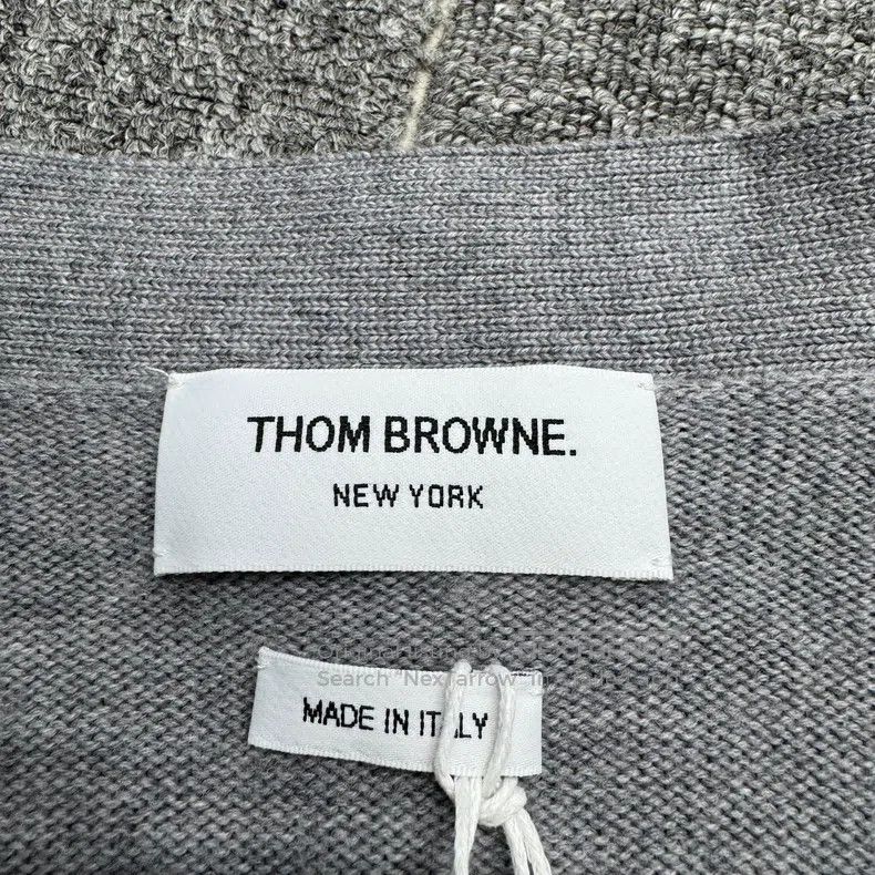Thom Browne Thom Browne Four-stripe Wool Cardigan Size US XS / EU 42 / 0 - 2 Thumbnail