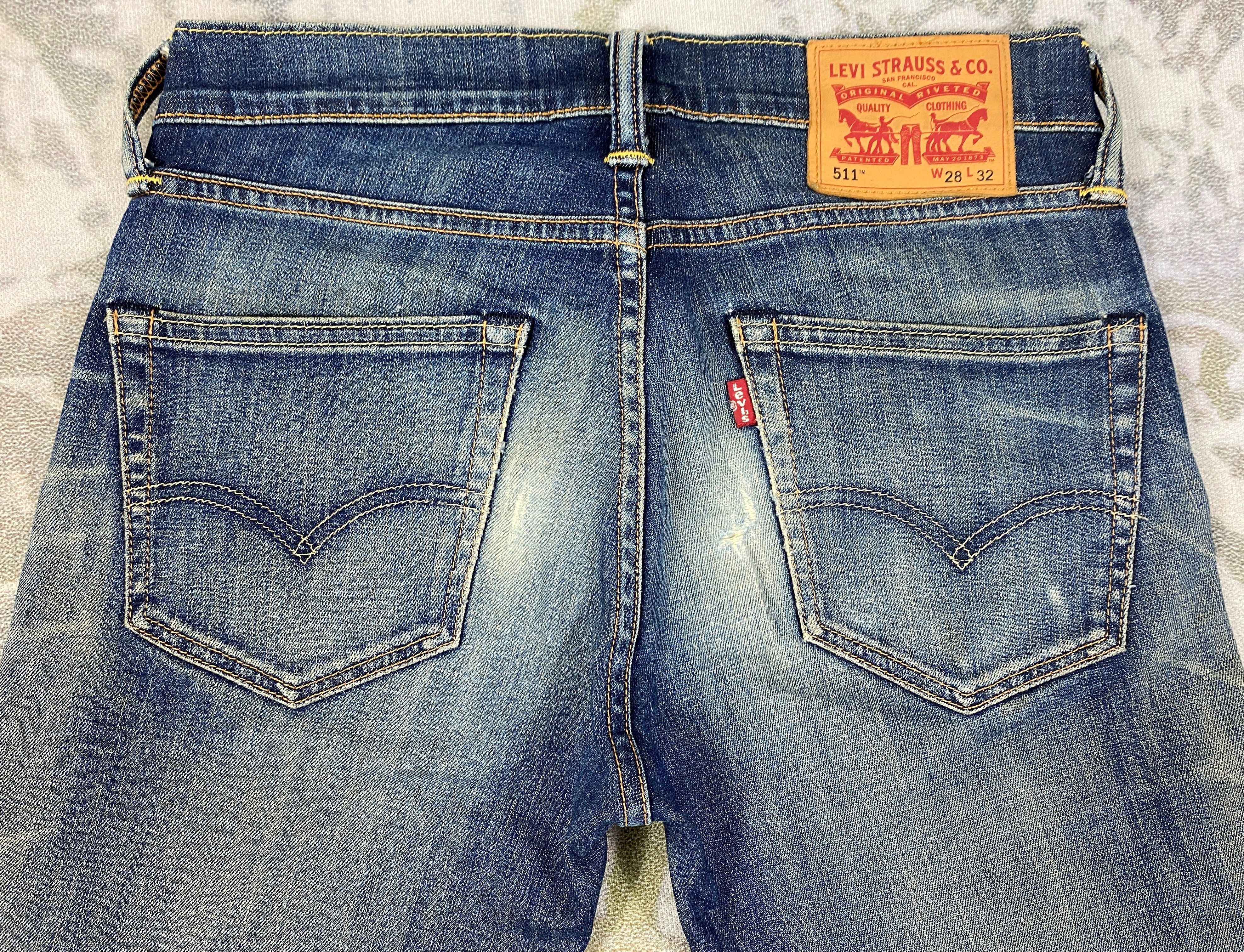 Levi's Blue Distressed Levi's 511 Jeans 28x31.5 Denim -SJ060 Size US 28 / EU 44 - 4 Thumbnail