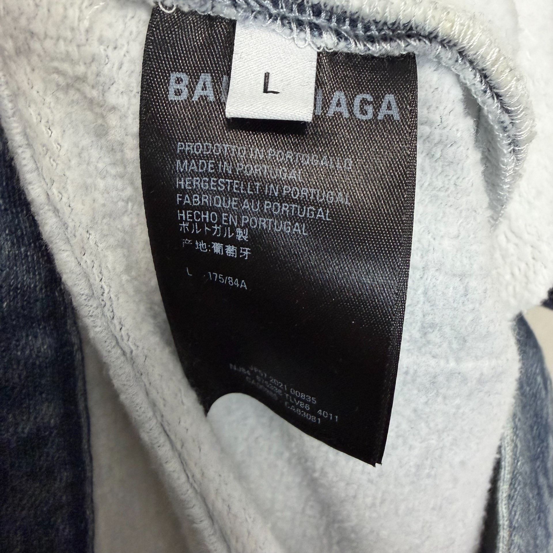 Balenciaga Balenciaga 24SS Garde-Robe Distressed Wide-Leg Jeans Size US 34 / EU 50 - 8 Thumbnail