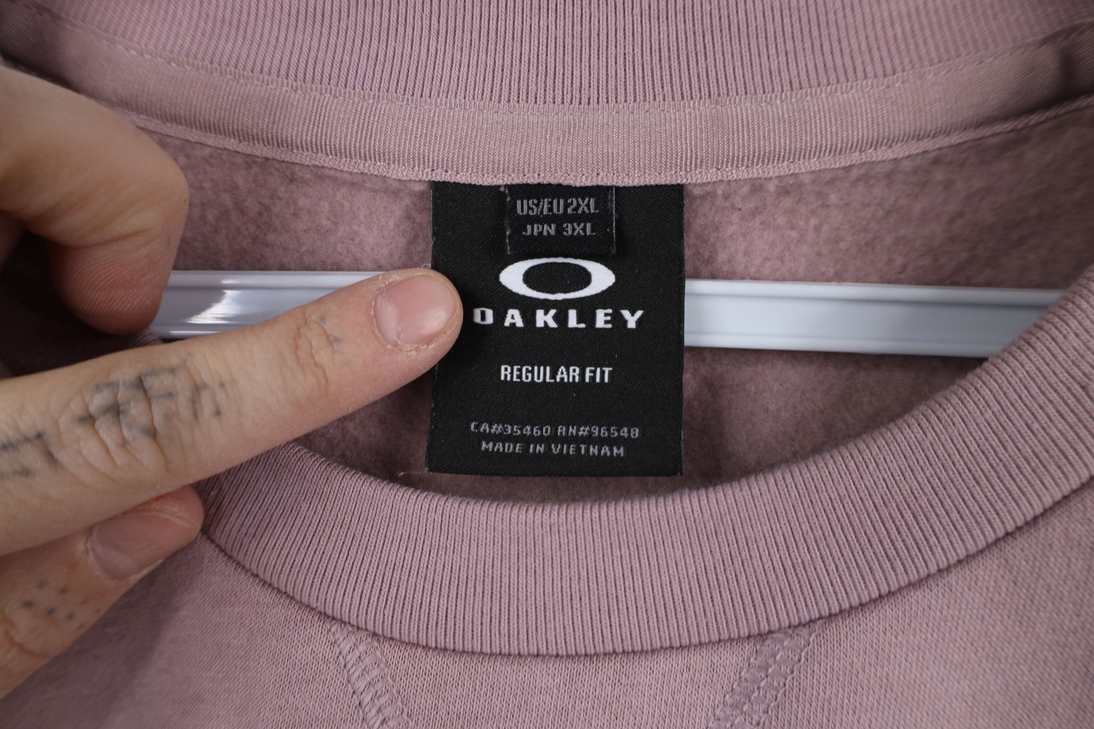 Oakley × Vintage Vintage Y2K Oakley Regular Fit Cropped Monochrome Sweatshirt Size XXL / US 16-18 / IT 52-54 - 7 Thumbnail