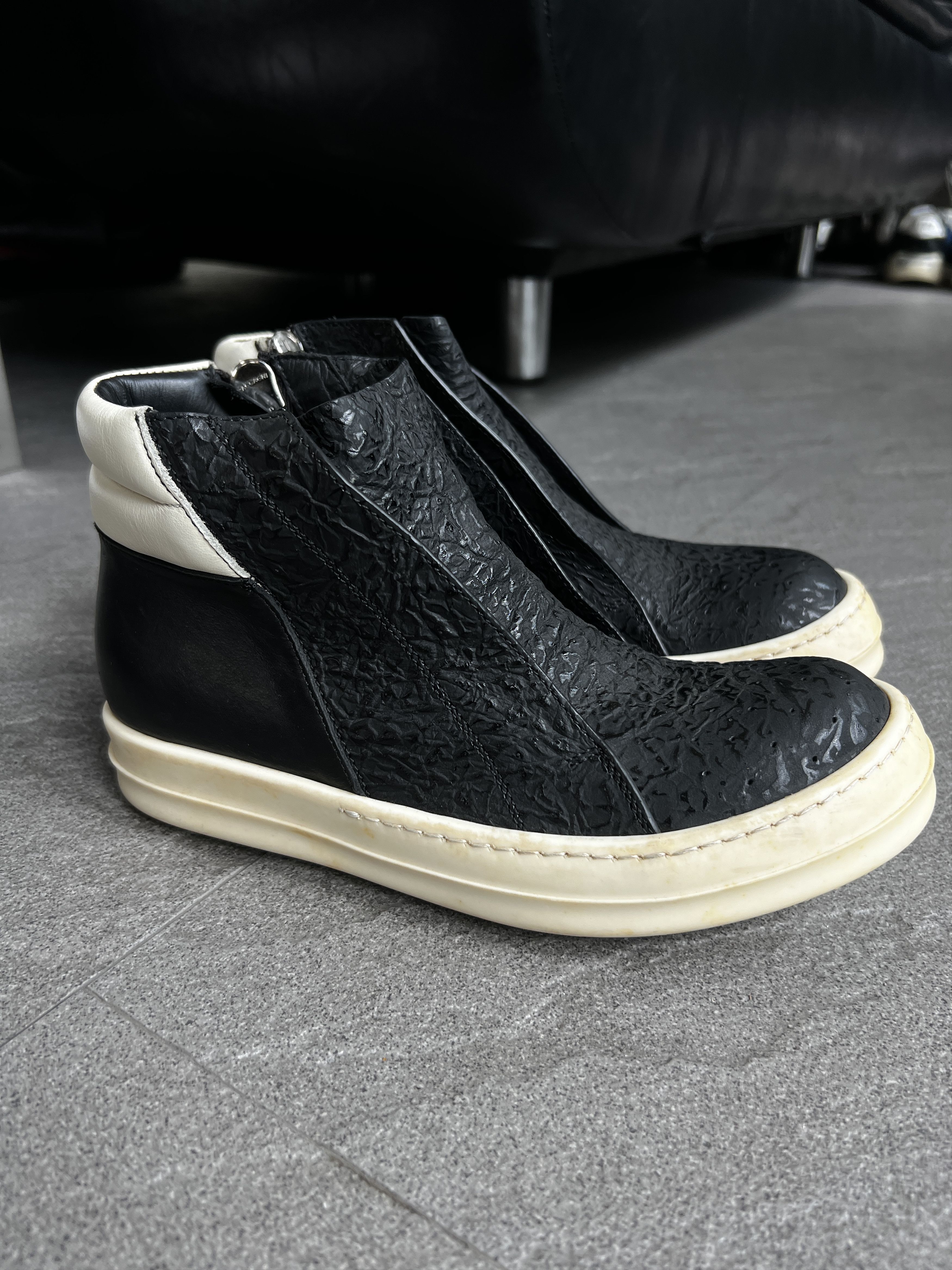 Rick Owens Rick Owens Leather Slip On Sneakers Black Milk EU40 Size US 7 / EU 40 - 5 Thumbnail
