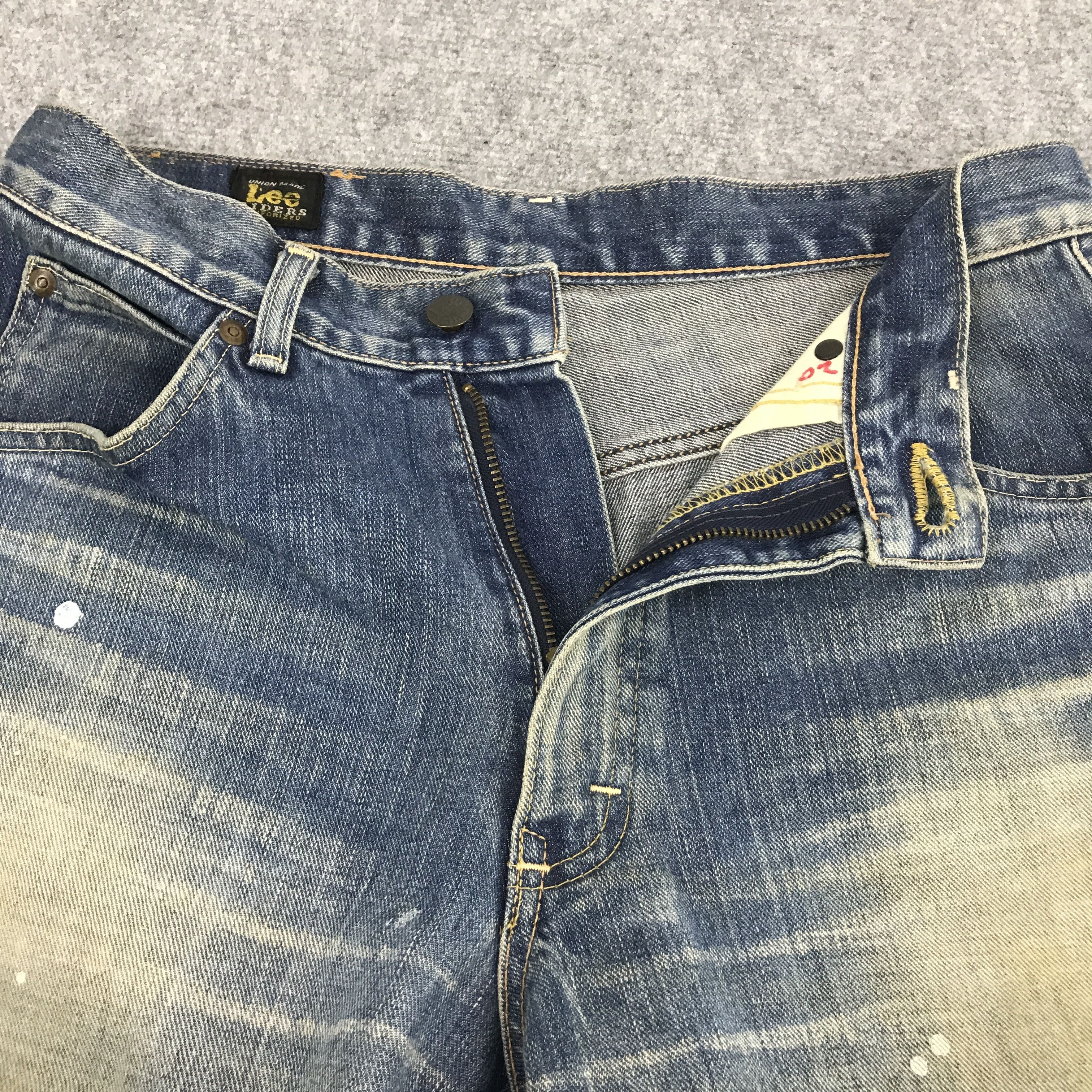 Japanese Brand × Lee Denim Blue faded Lee Japan Rusty style Denim Jeans pants Size US 29 - 7 Thumbnail