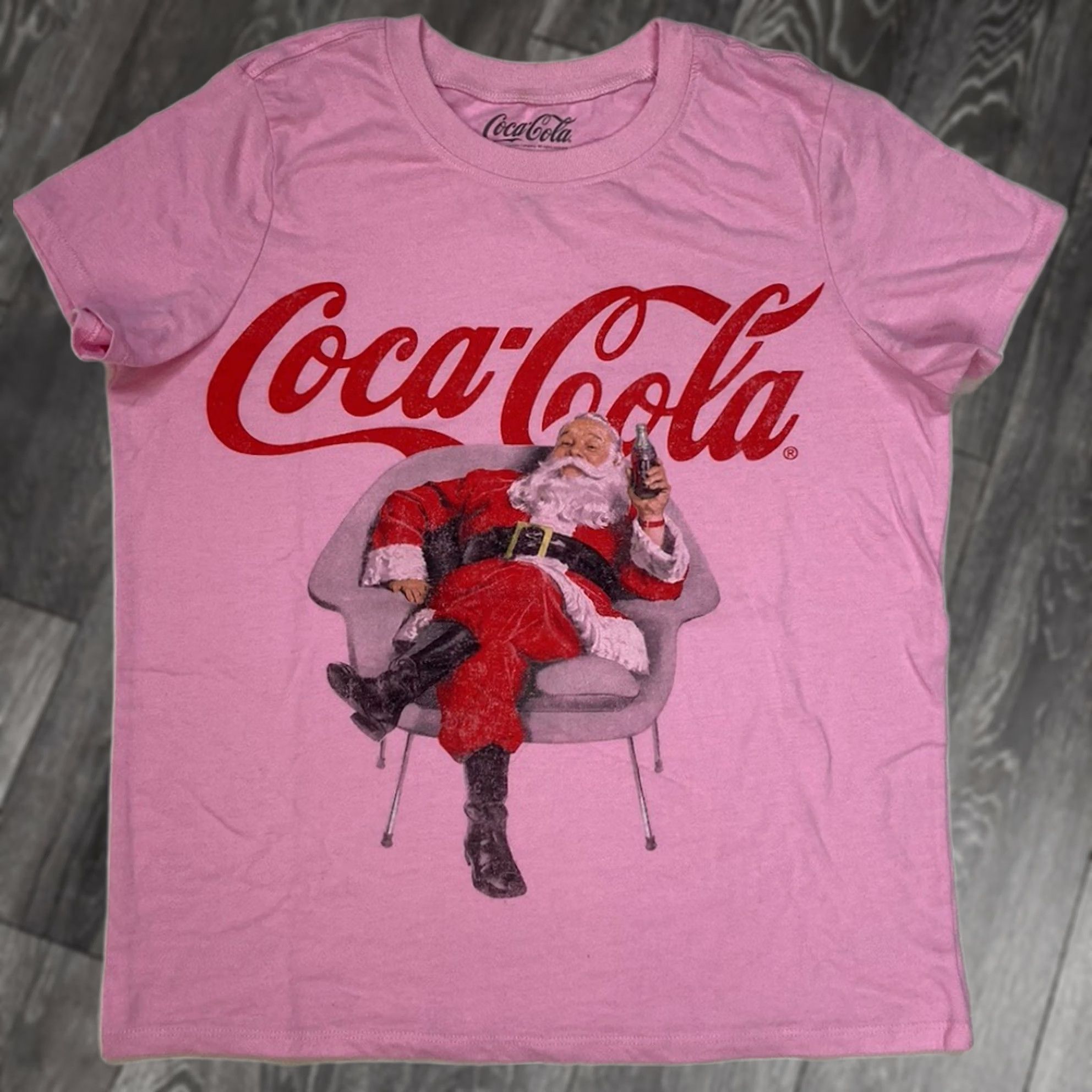 Vintage Coca Cola Christmas Graphic T-shirt Women Slim Large Pink Short Sleeve Size L / US 10 / IT 46 - 1 Thumbnail