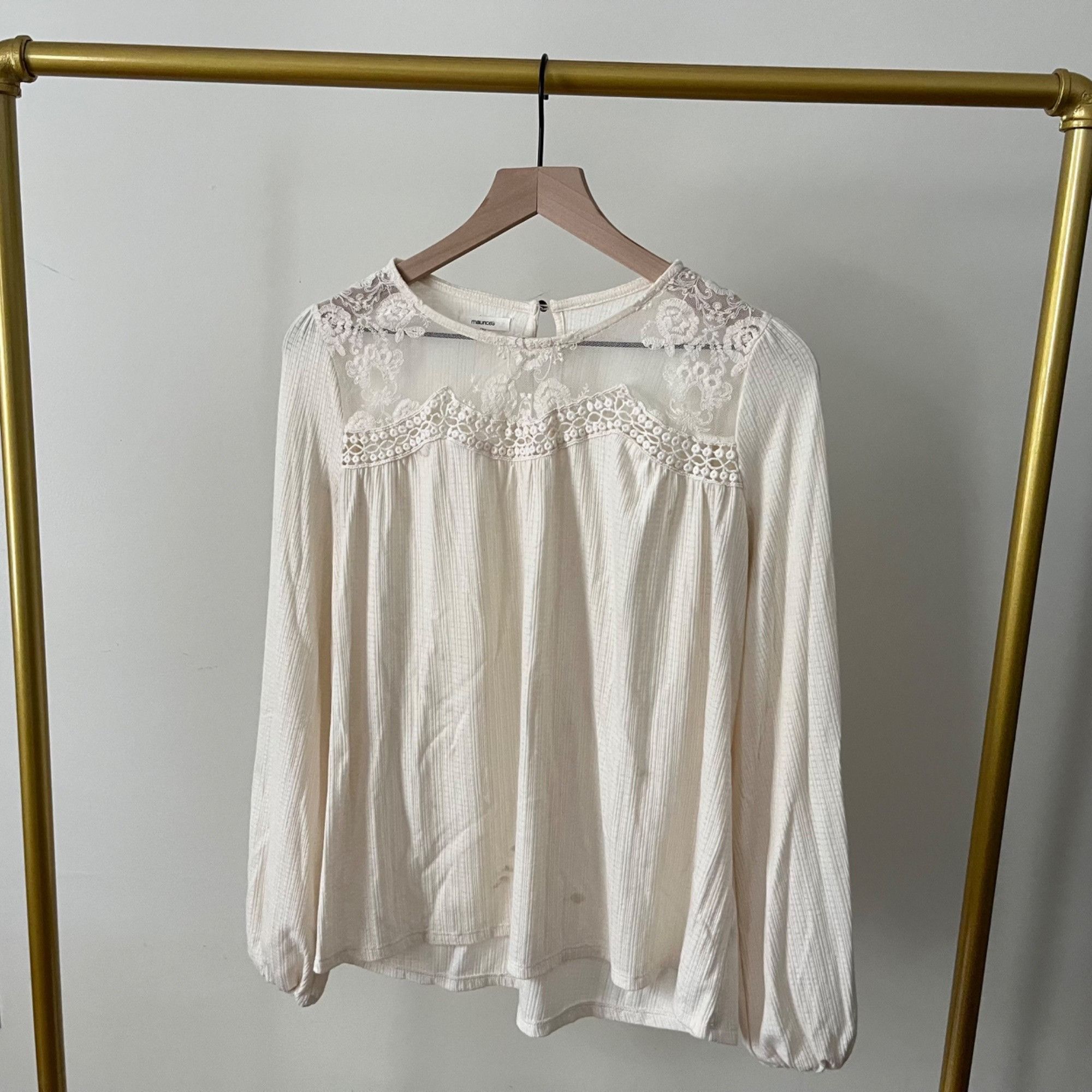 Other Maurice’s Cream Lacy Blouse Size M / US 6-8 / IT 42-44 - 1 Thumbnail