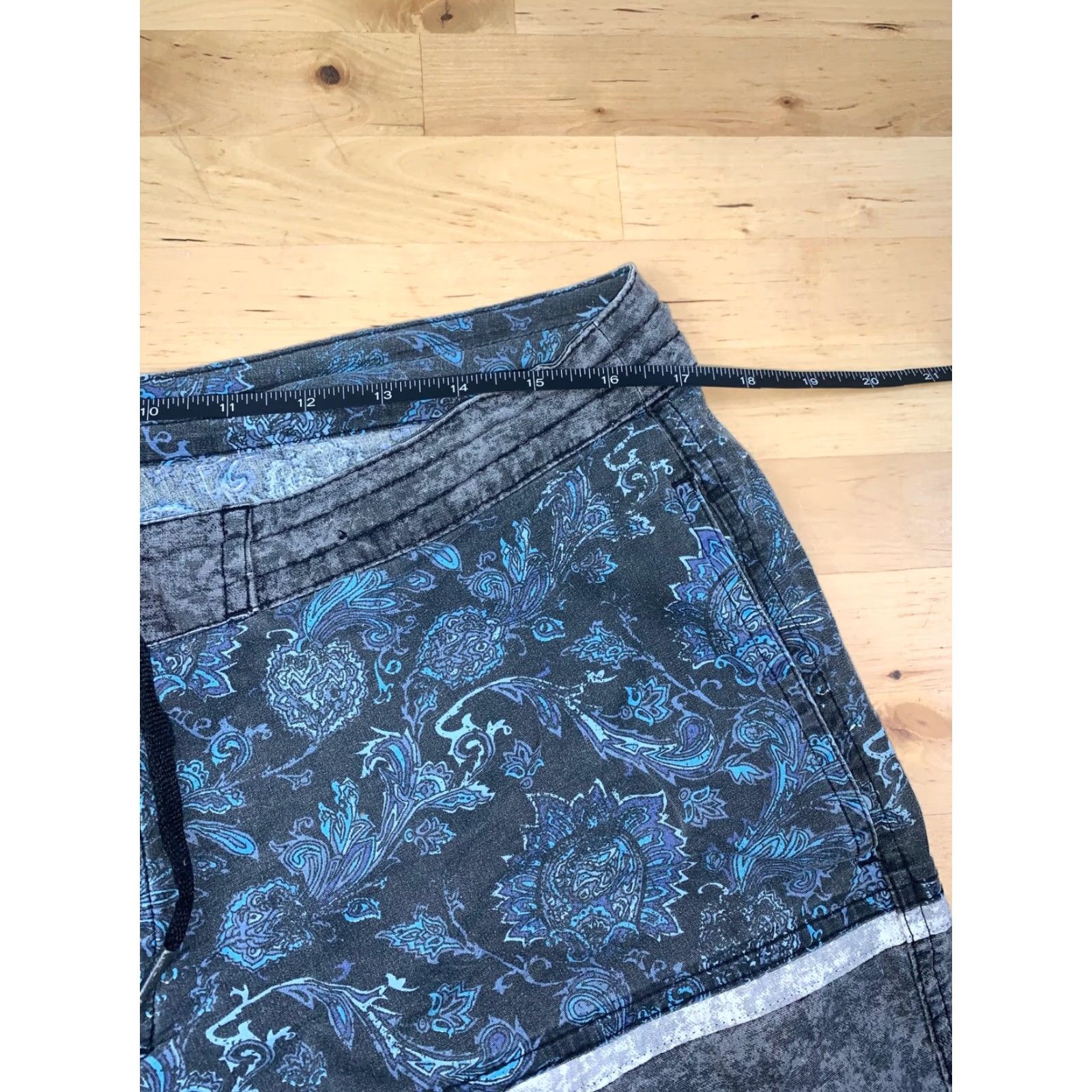 Rusty Rusty Swim Shorts Bottom Men 32 Multicolor Paisley Beach Surf Trunks 2724 Size US 32 / EU 48 - 6 Thumbnail