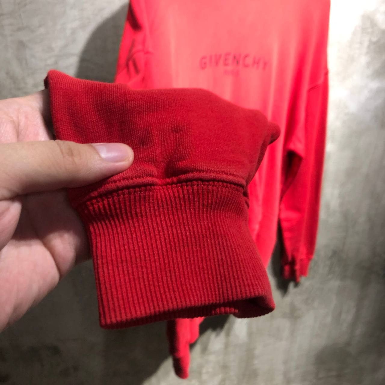 Givenchy Givenchy Distressed Logo pull over hoodie Size US XL / EU 56 / 4 - 4 Thumbnail