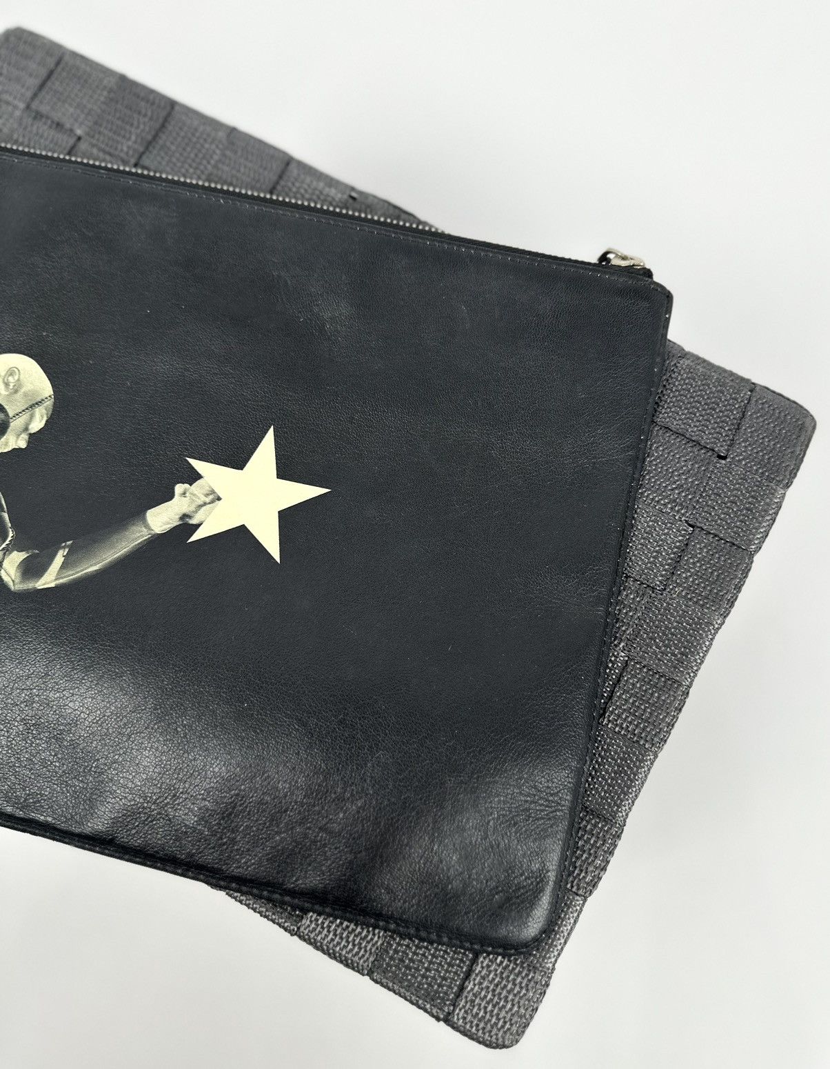 Givenchy Givenchy - Basketball Player - Calfskin Leather Pouch Size ONE SIZE - 6 Thumbnail