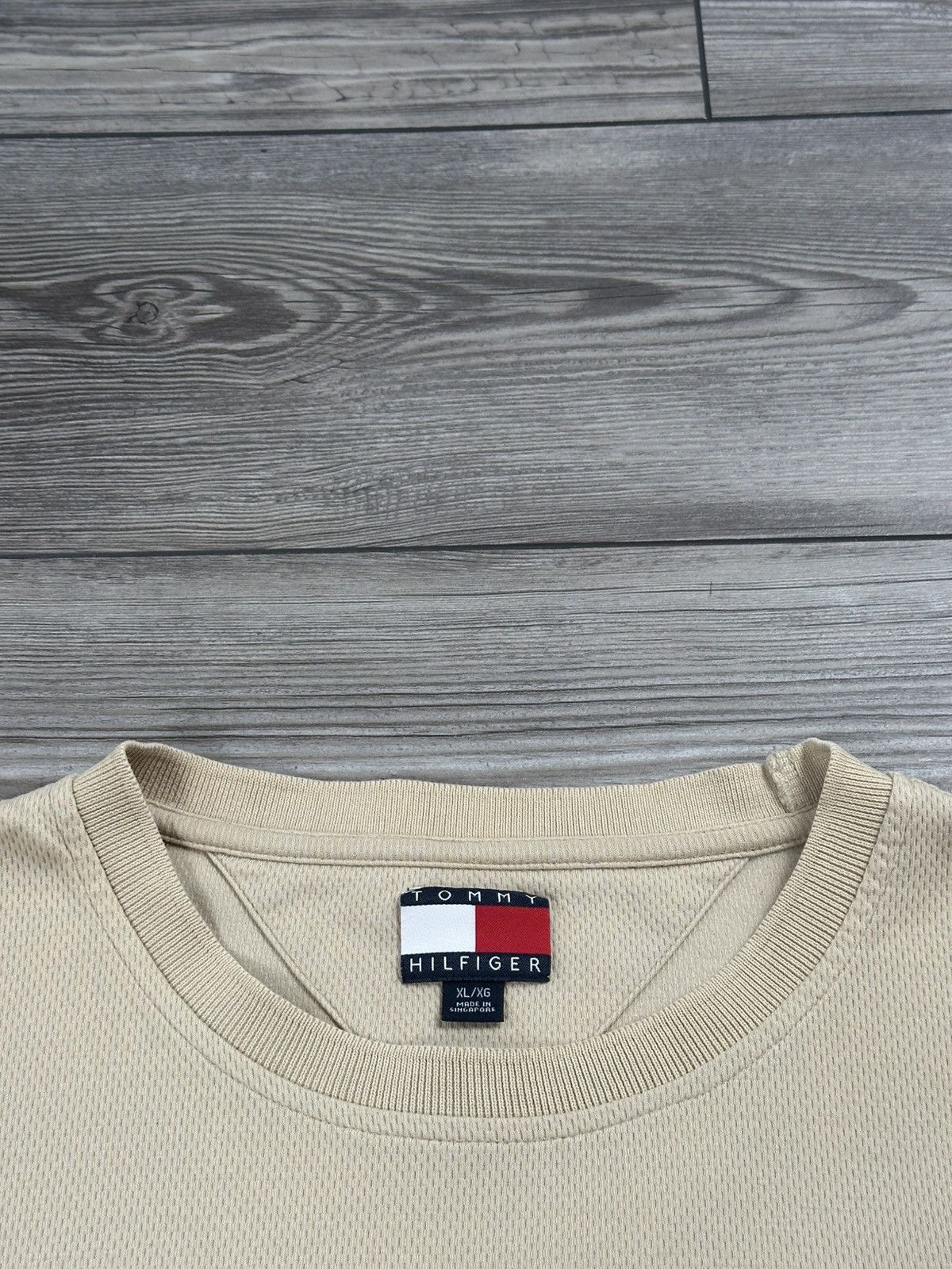 Tommy Hilfiger Vintage Y2K Tommy HIlfiger T Shirt Size US XL / EU 56 / 4 - 3 Thumbnail