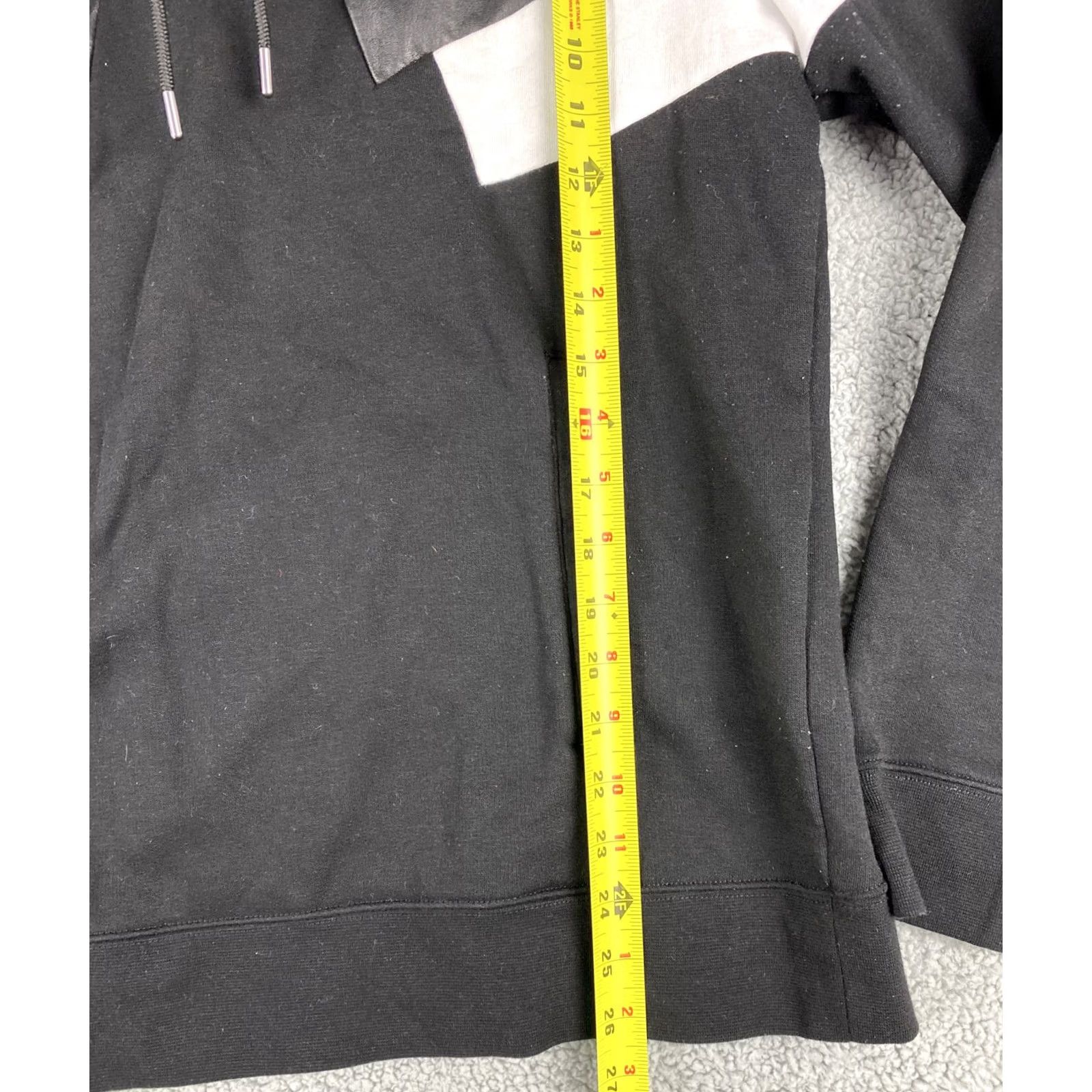 H&M H&M Pullover Sweatshirt Men’s M Black Front Pockets High Neck Sweatshirt Beach Cocoa Beach Florida Size US M / EU 48-50 / 2 - 6 Thumbnail