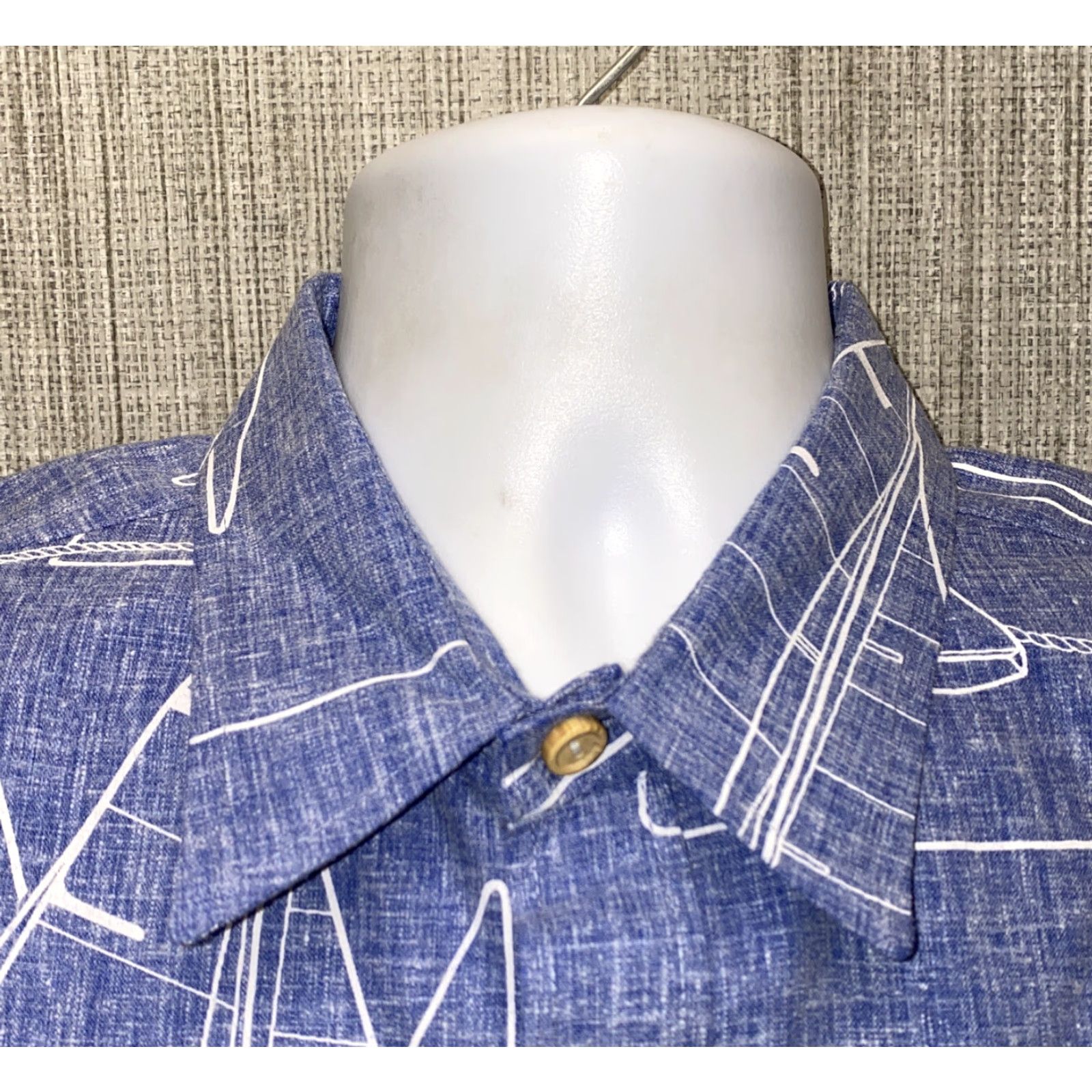 Vintage VINTAGE Cooke Street Mens Hawaii Shirt XL Blue Polyester Blend USA Made Short Sleeve Button-Up Collared Hawaiian Vintage Mens Size US XL / EU 56 / 4 - 3 Thumbnail