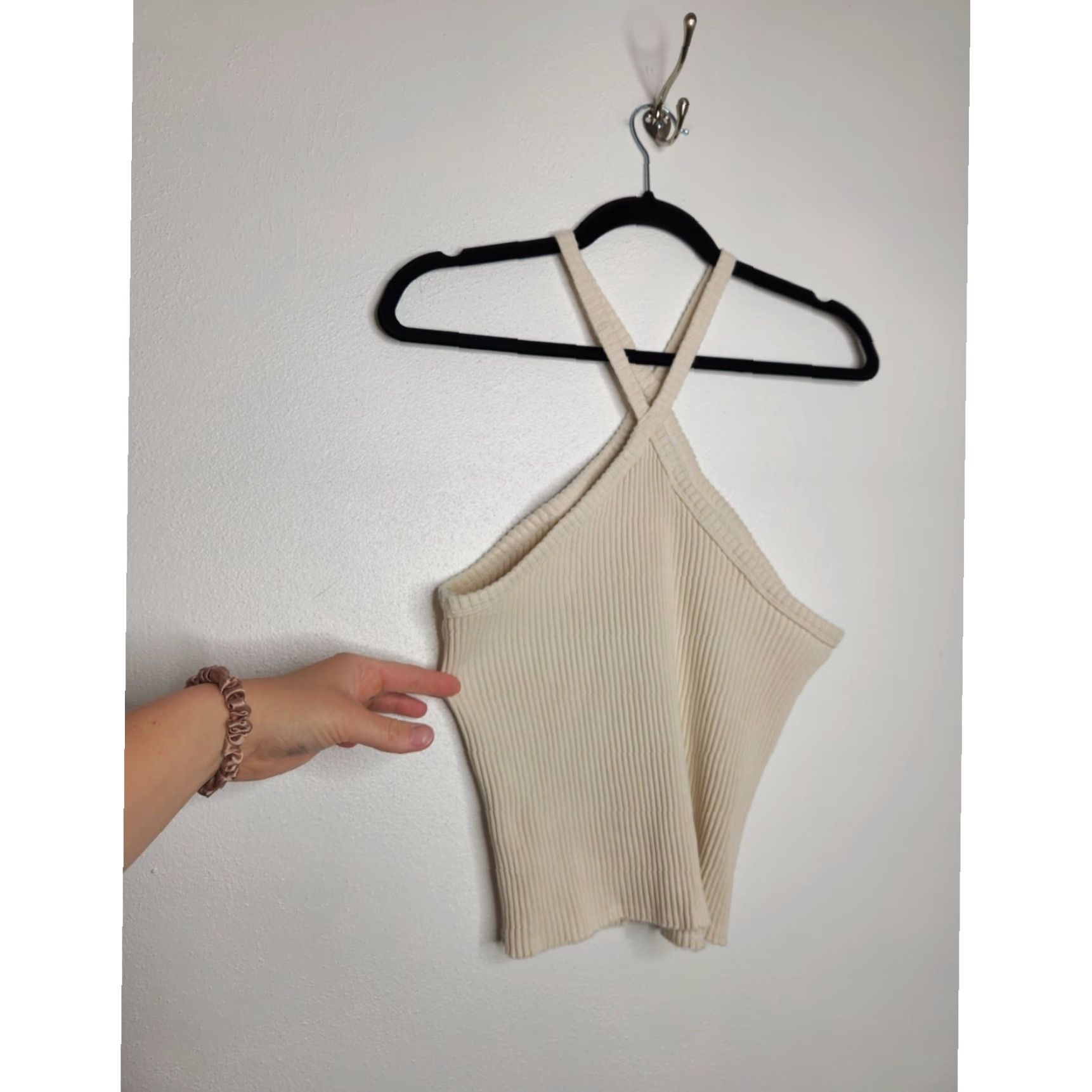 Vintage VINTAGE t.la Halter Cross Sweater Ribbed Stretch Cream Tank Shirt Womens M Cream 90s Y2K Office Bag? Size M / US 6-8 / IT 42-44 - 4 Thumbnail