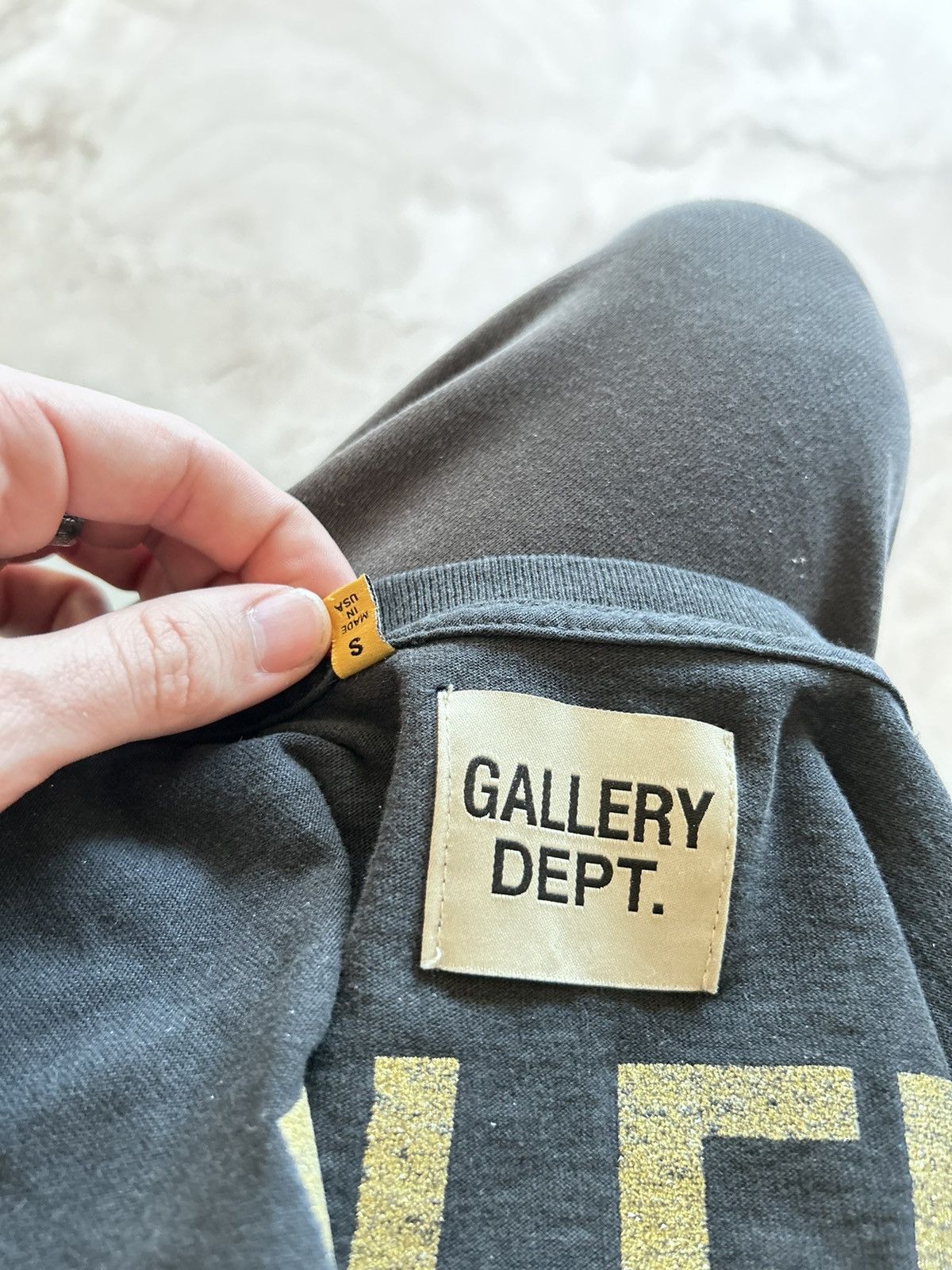Gallery Dept. REVERSIBLE Gallery Dept Inside out Tee Black Red Size S Size US S / EU 44-46 / 1 - 8 Thumbnail