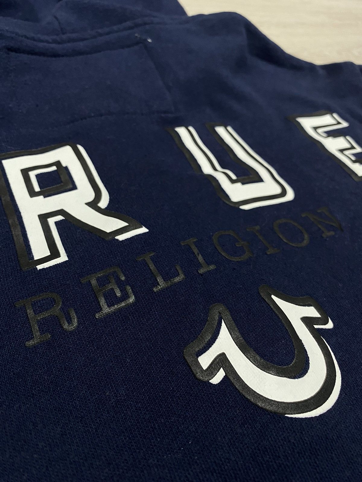 Japanese Brand Vintage True Religion Big logo back side zip hoodie size M Size US M / EU 48-50 / 2 - 5 Thumbnail