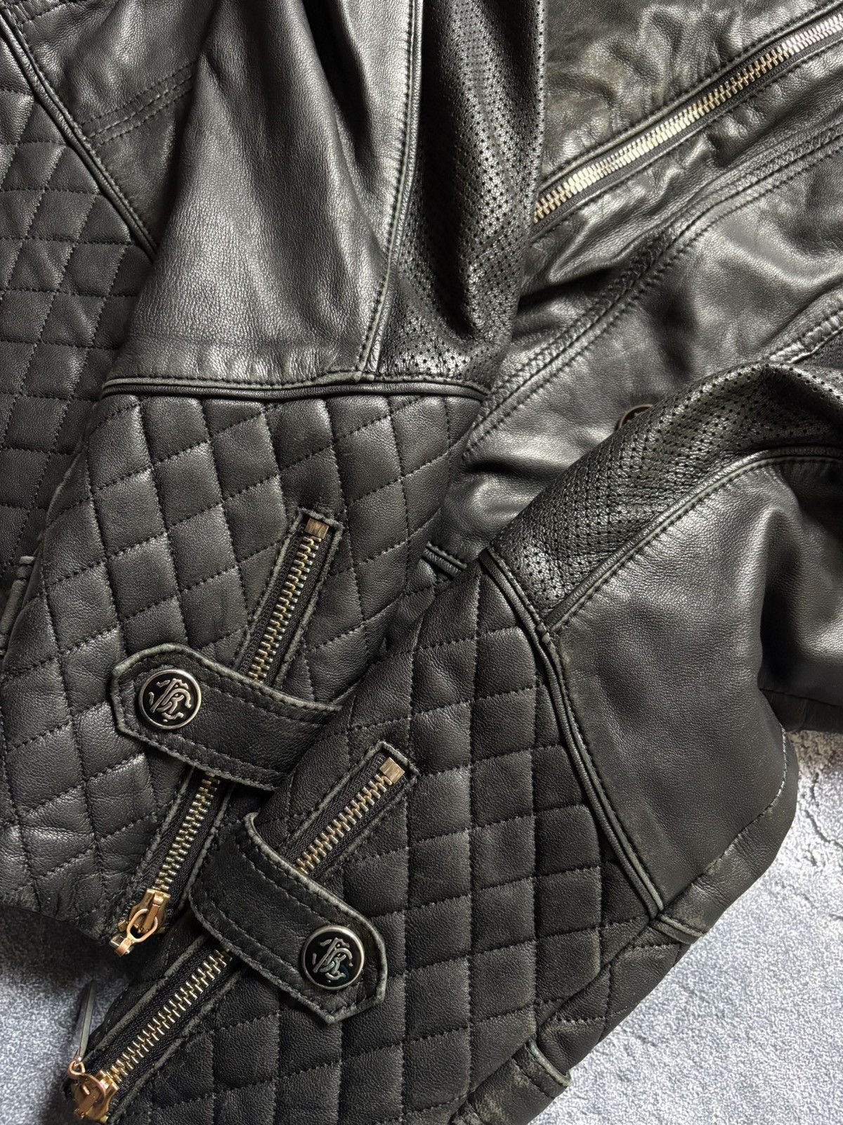 Roberto Cavalli Vintage Roberto Cavalli Avant Garde Biker Leather Jacket Size S / US 4 / IT 40 - 13 Thumbnail