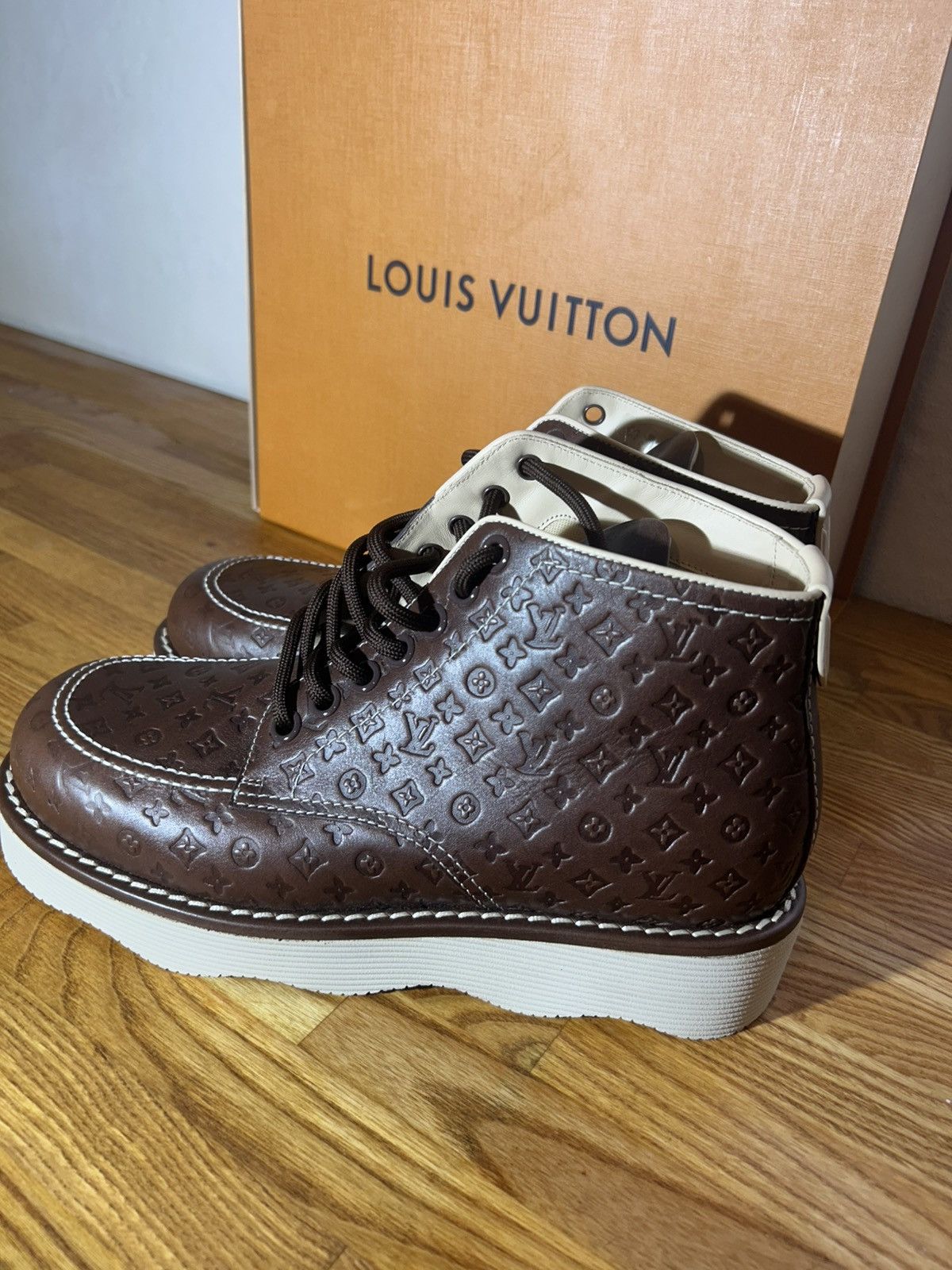 Louis Vuitton Louis Vuitton x Tyler, the Creator Waves High Derby Size US 10 / EU 43 - 1 Thumbnail