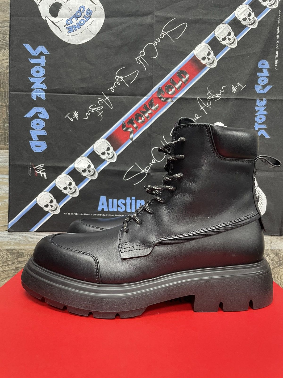 Salvatore Ferragamo Salvatore Ferragamo Men’s Black Maxi-Tongue Combat Boots 10 Size US 10.5 / EU 43-44 - 6 Thumbnail