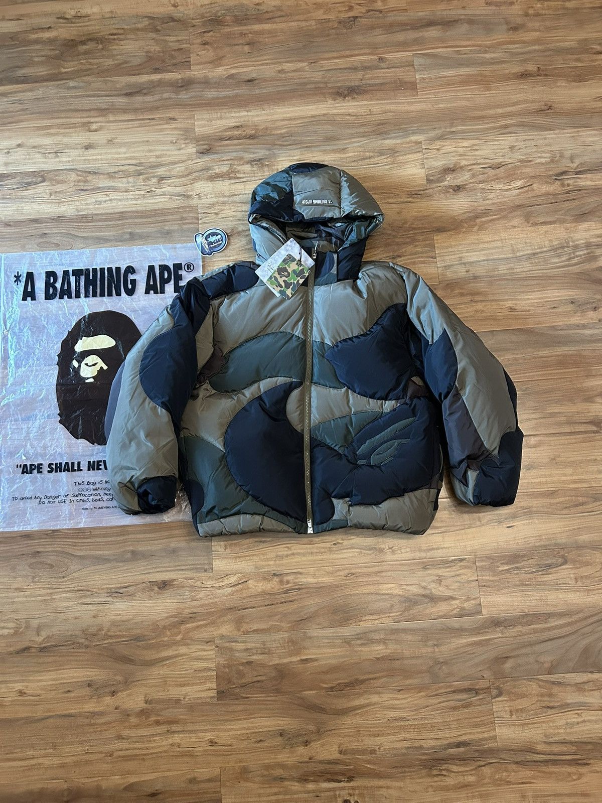 Carhartt A BATHING APE 1st camo BAPE エイプ Bape x Carhartt 1st Camo Jacket 2005