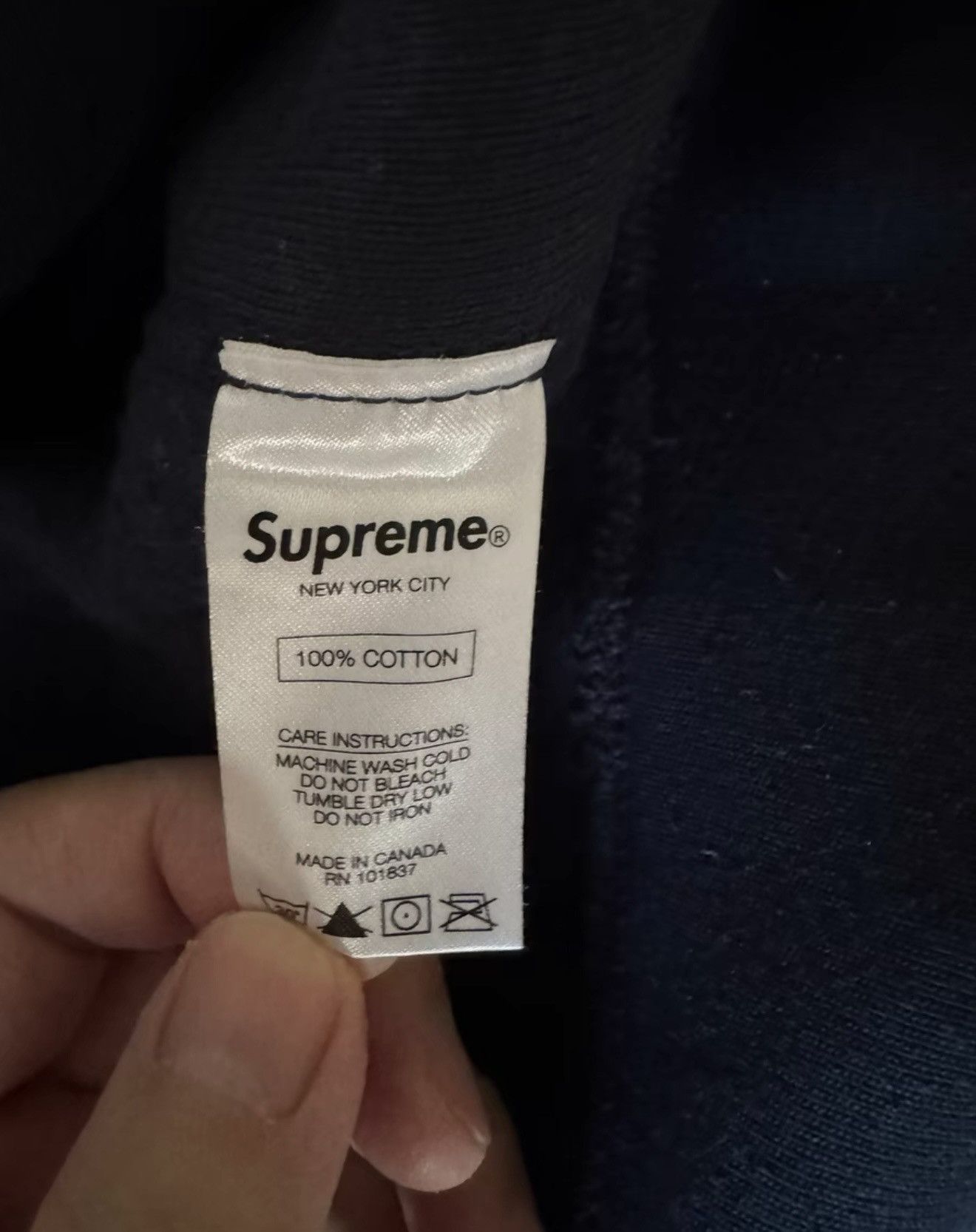 Supreme Supreme navy on navy tonal box logo hooded sweatershirt Size US L / EU 52-54 / 3 - 4 Thumbnail