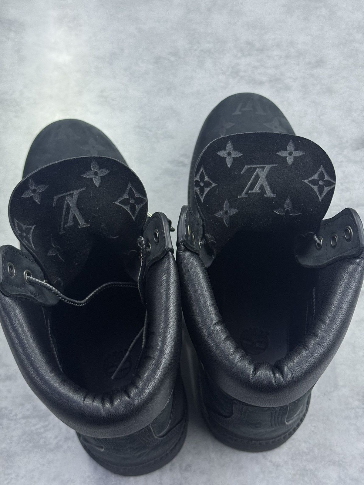 Louis Vuitton Louis Vuitton timberland boots Size US 9 / EU 42 - 13 Thumbnail