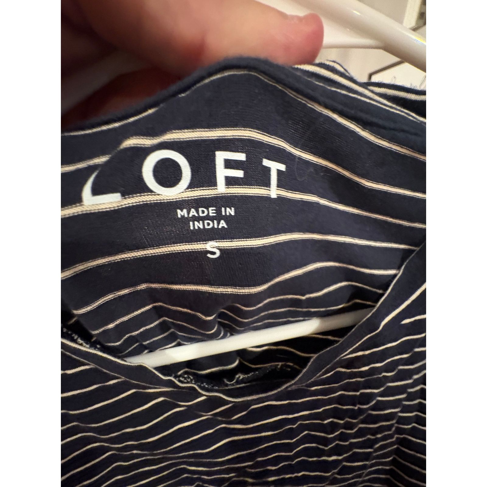 Loft LOFT Women’s Small Navy Blue White Striped Short Sleeve Tee Size S / US 4 / IT 40 - 3 Thumbnail