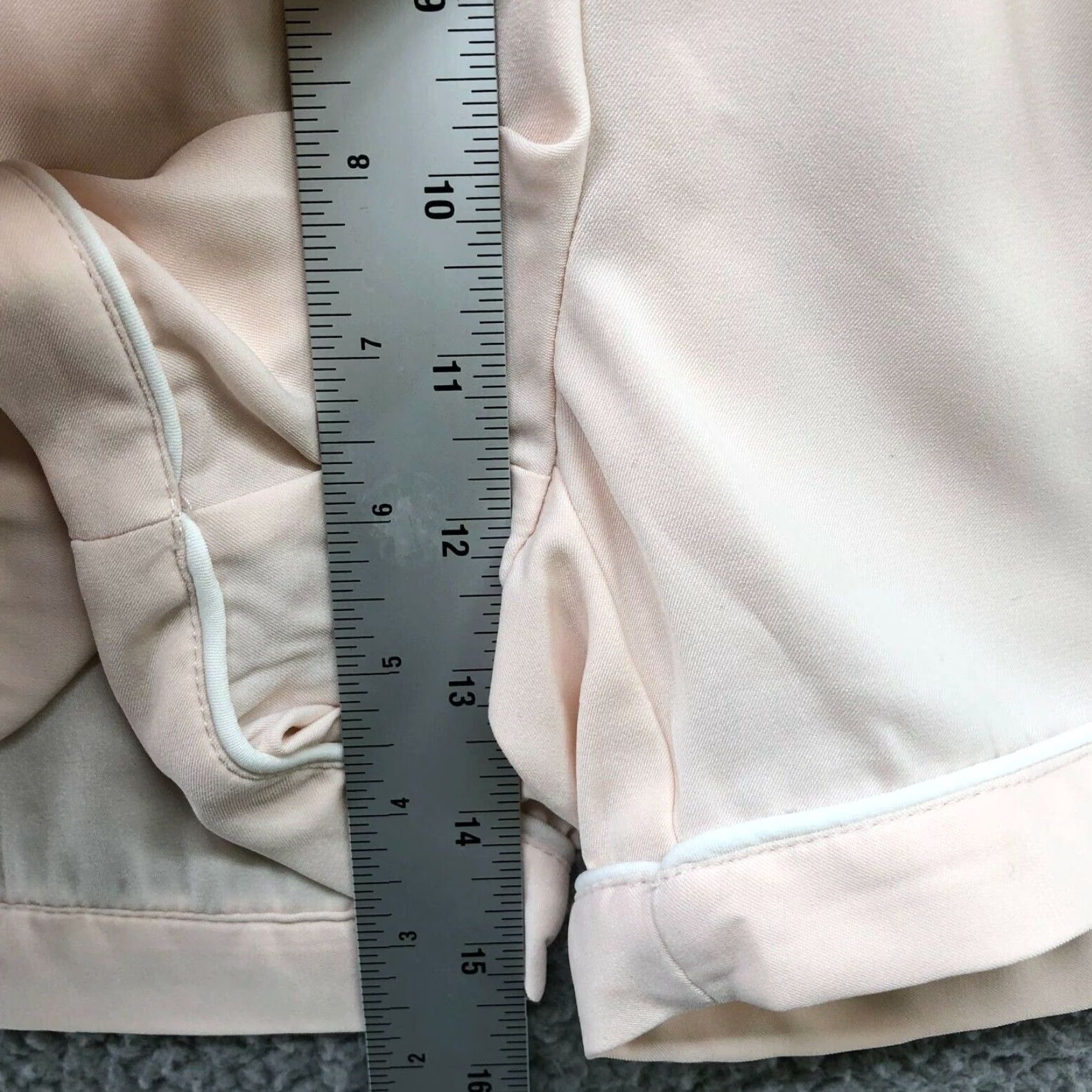 Asos ASOS High Rise Chiffon Shorts Womens M Blush Pink Pull On Casual Elastic Waist Beach Running & Jogging Walking Shirt? Size 32" / US 10 / IT 46 - 6 Thumbnail