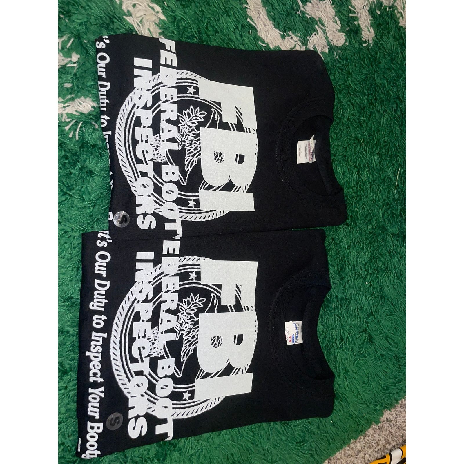 Gildan Y2K FBI Federal Booty Inspectors Dark Black Humor Joke Shirt Size US S / EU 44-46 / 1 - 9 Thumbnail