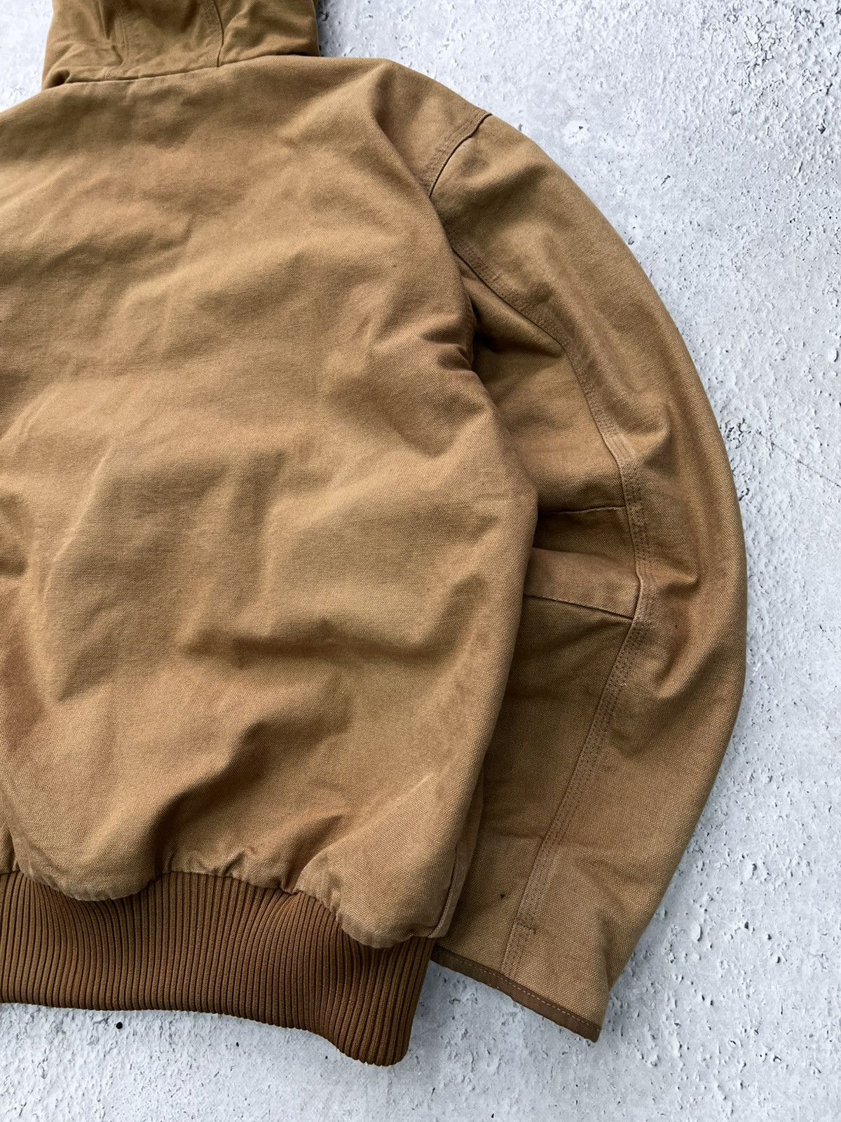 Carhartt × Vintage 90's Faded Black Vintage Carhartt Active Jacket JR105 Size US L / EU 52-54 / 3 - 15 Thumbnail