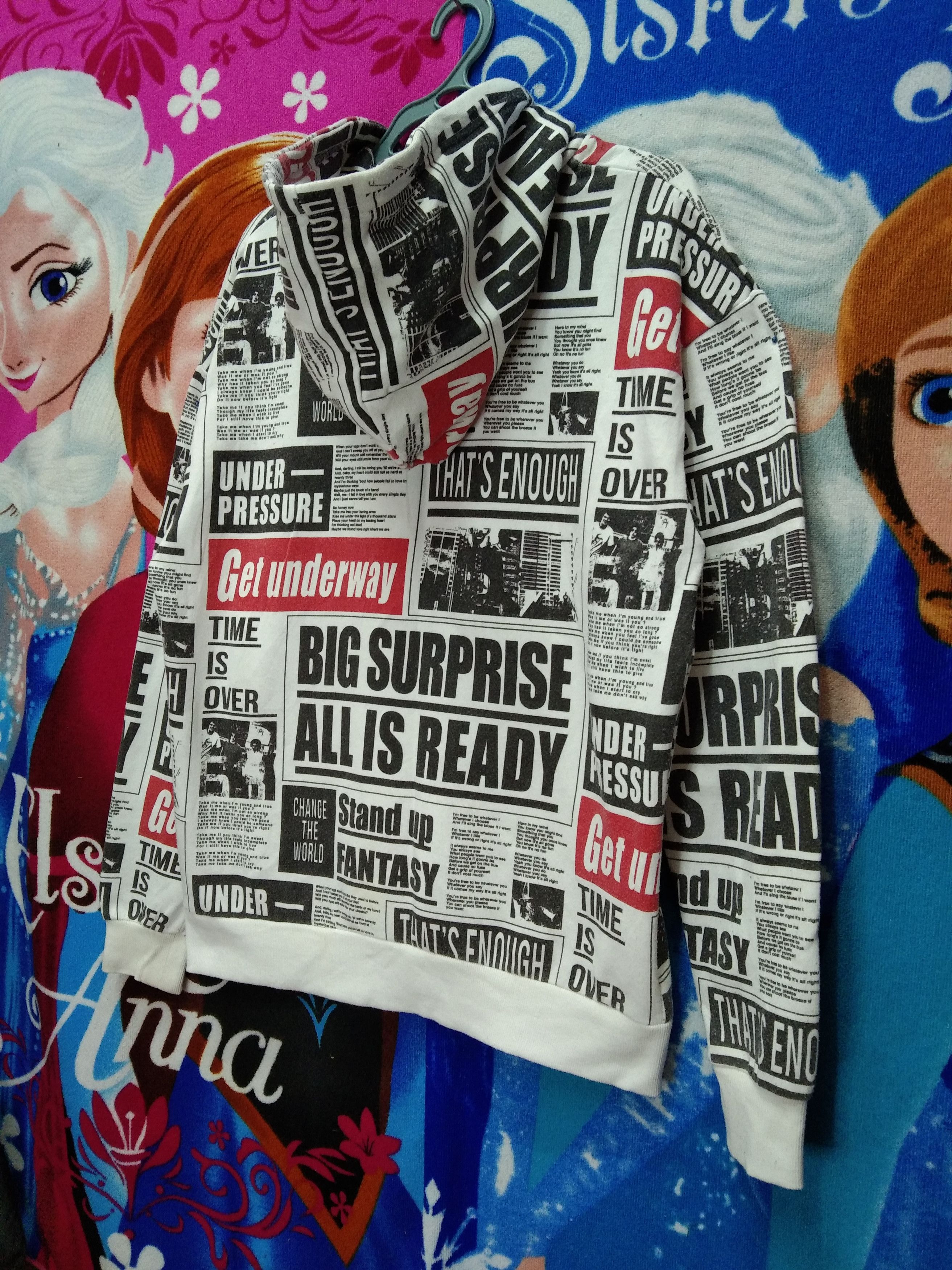 Japanese Brand BROWNY NEWS PAPER SWEATSHIRT HOODIE Size US M / EU 48-50 / 2 - 2 Thumbnail