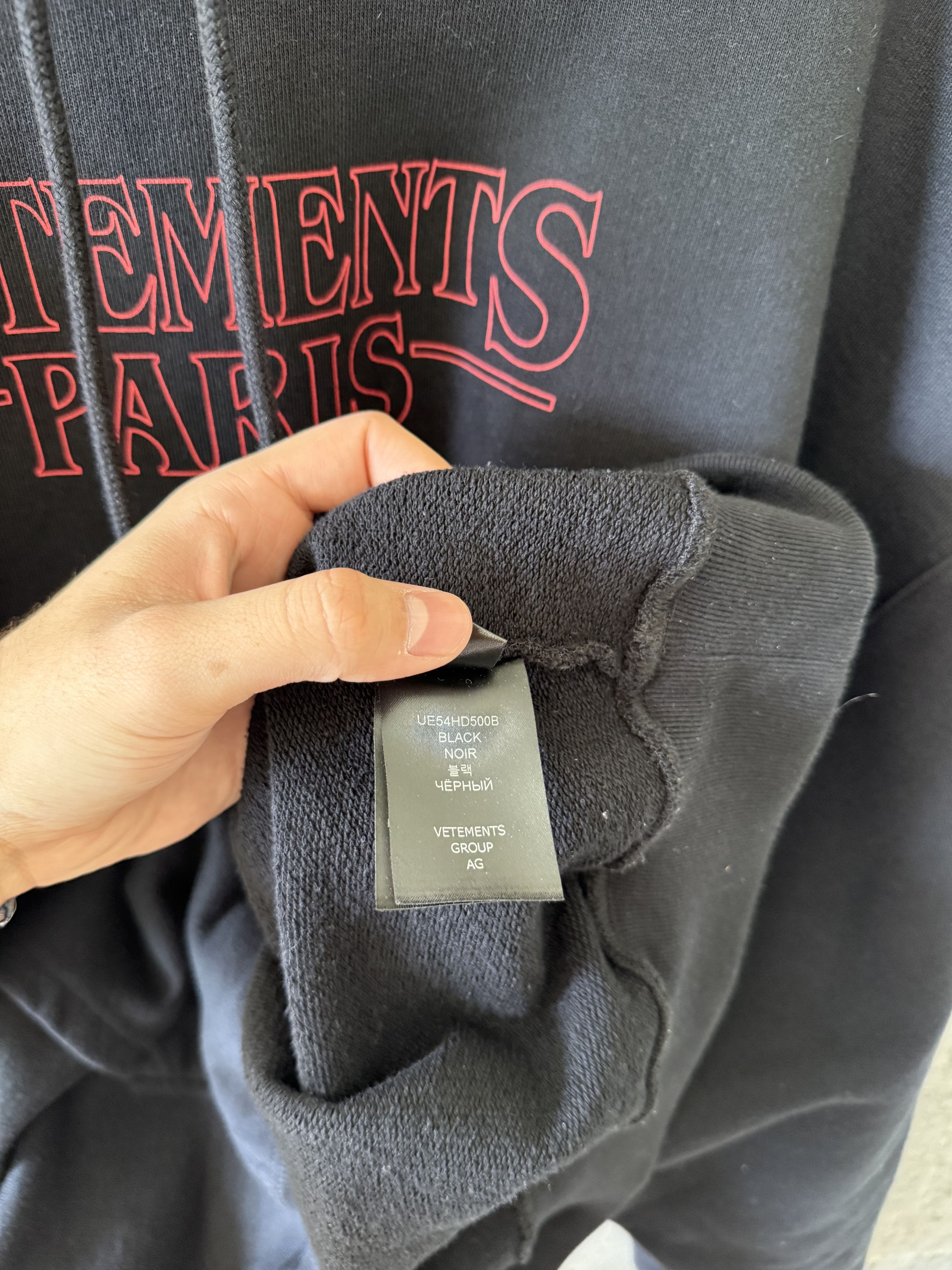 Vetements Vetements stranger things Paris logo hoodie Size US XS / EU 42 / 0 - 6 Thumbnail