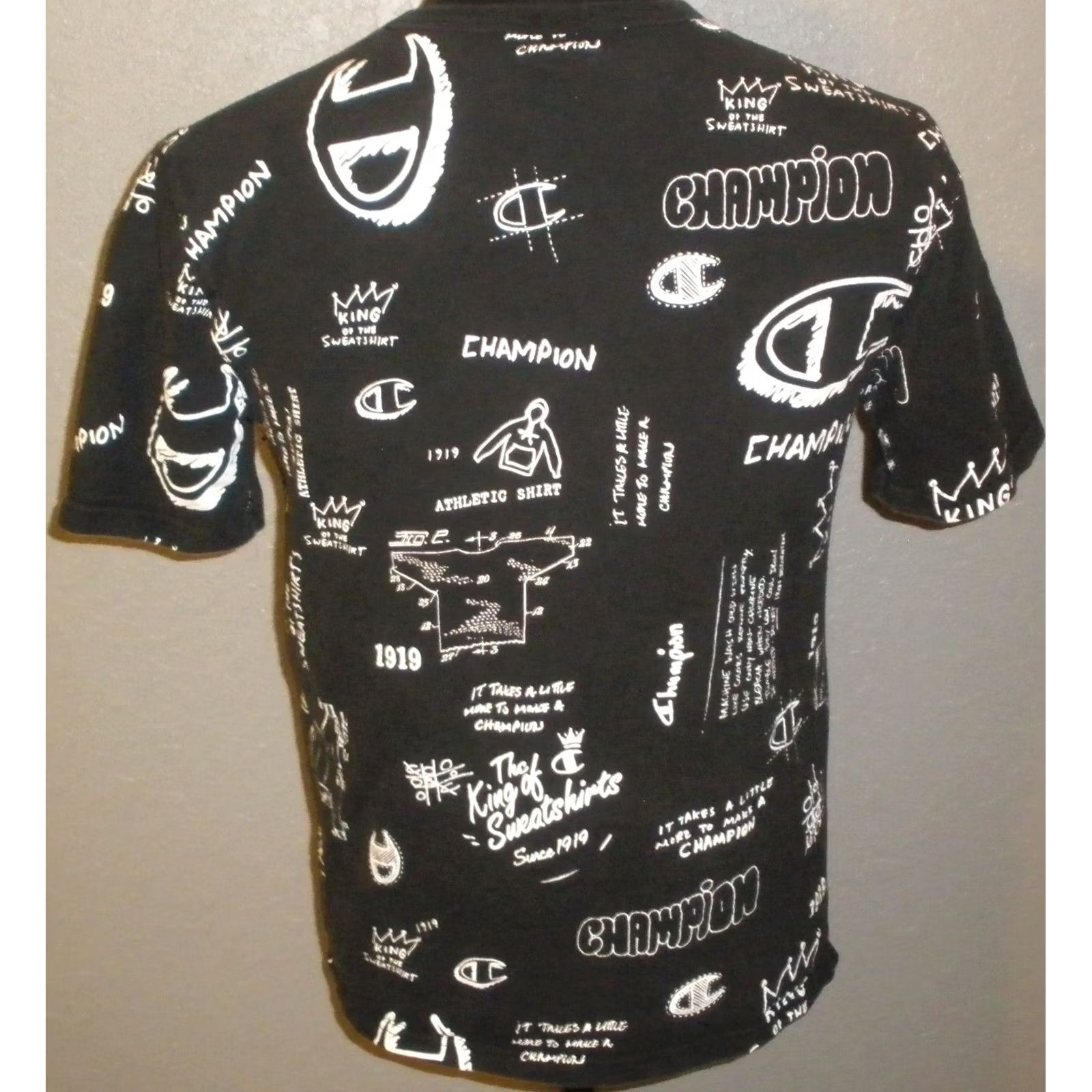 Champion VINTAGE? No. Size US M / EU 48-50 / 2 - 3 Thumbnail