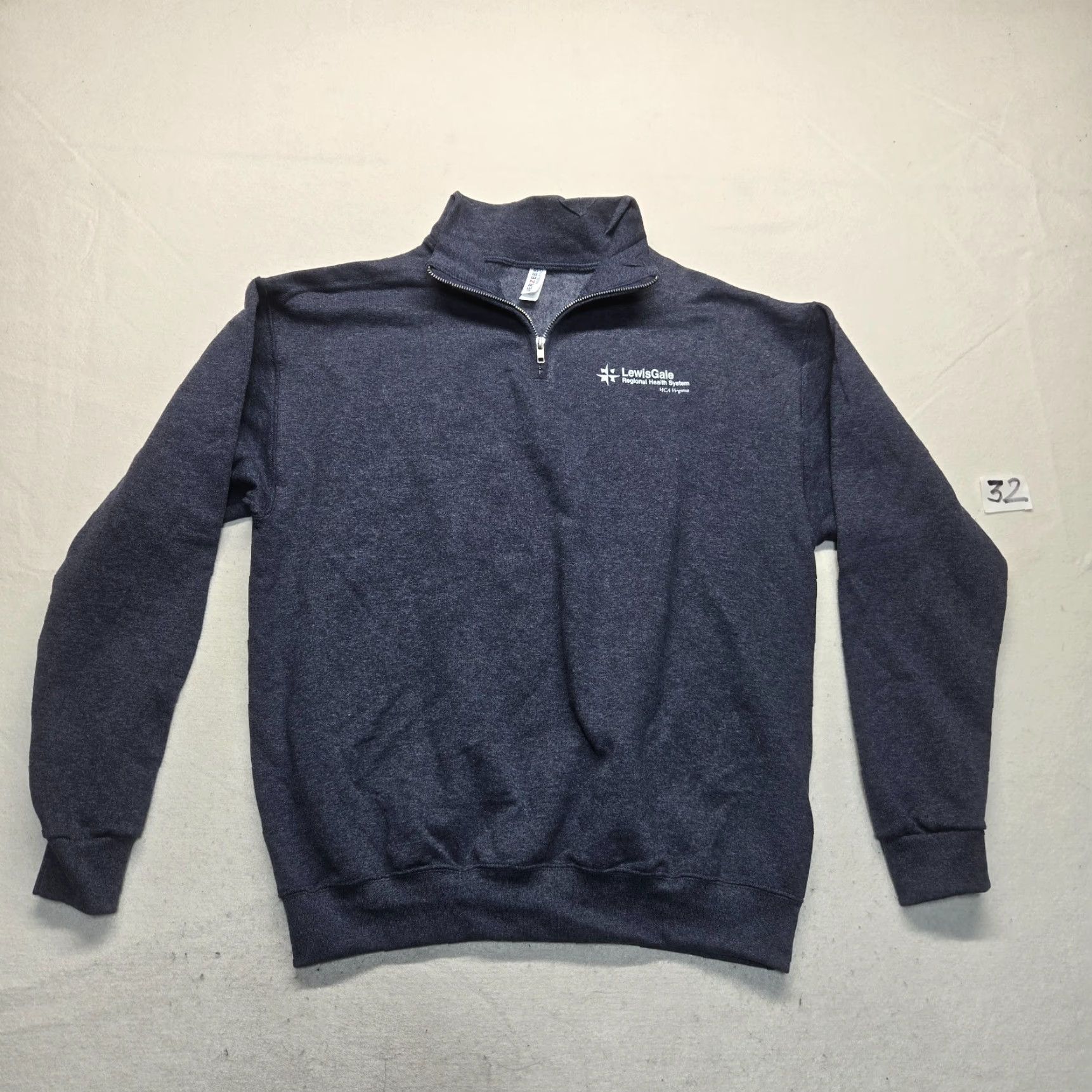 Jerzees Jerzees Lewis Gale Hospital Gray Long Sleeve Sweater 1/4 Zip Adult Size L Large Size US L / EU 52-54 / 3 - 3 Thumbnail