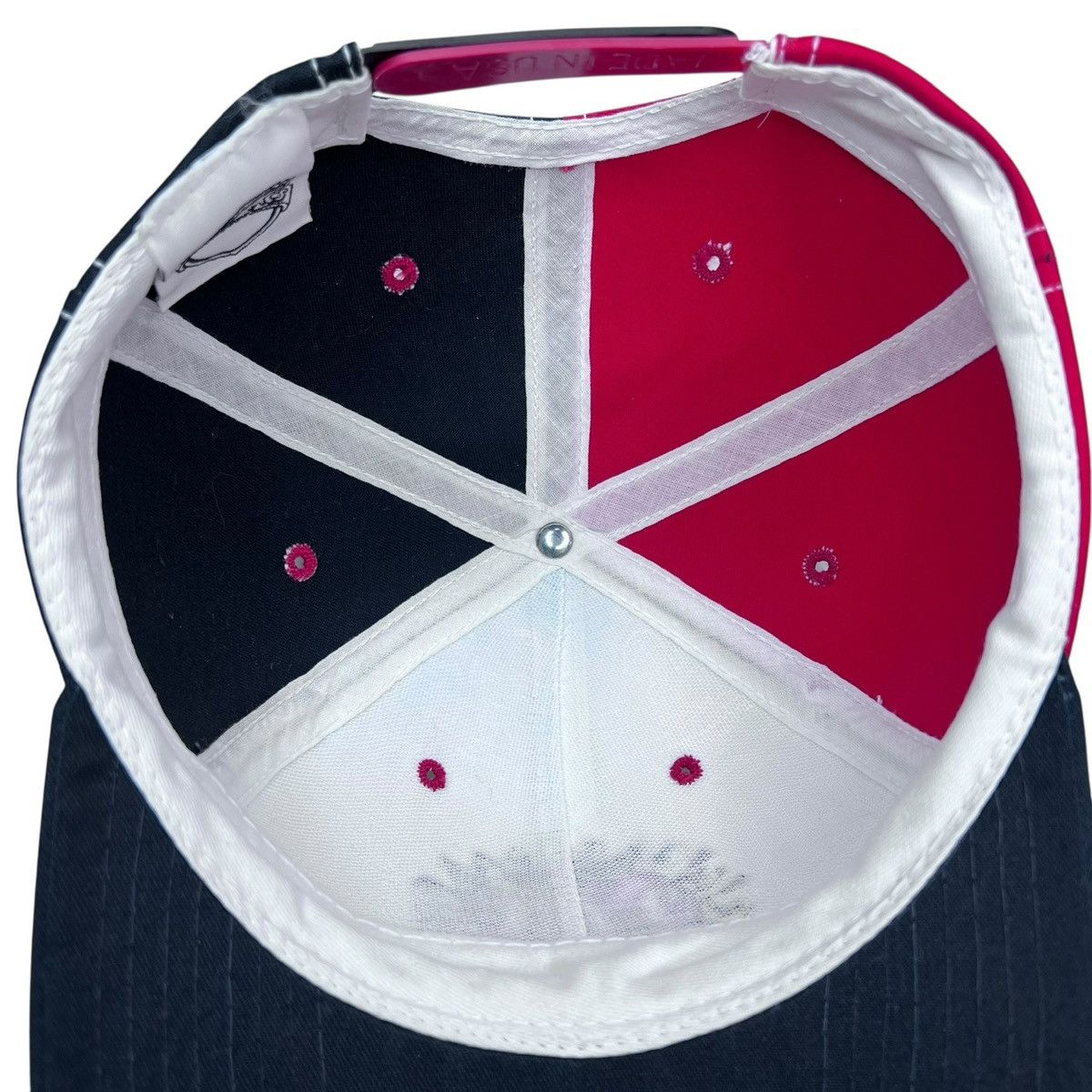 Warner Bros 1993 Animaniacs Warner Bros Color Block Embroidered Snapback Size ONE SIZE - 11 Thumbnail