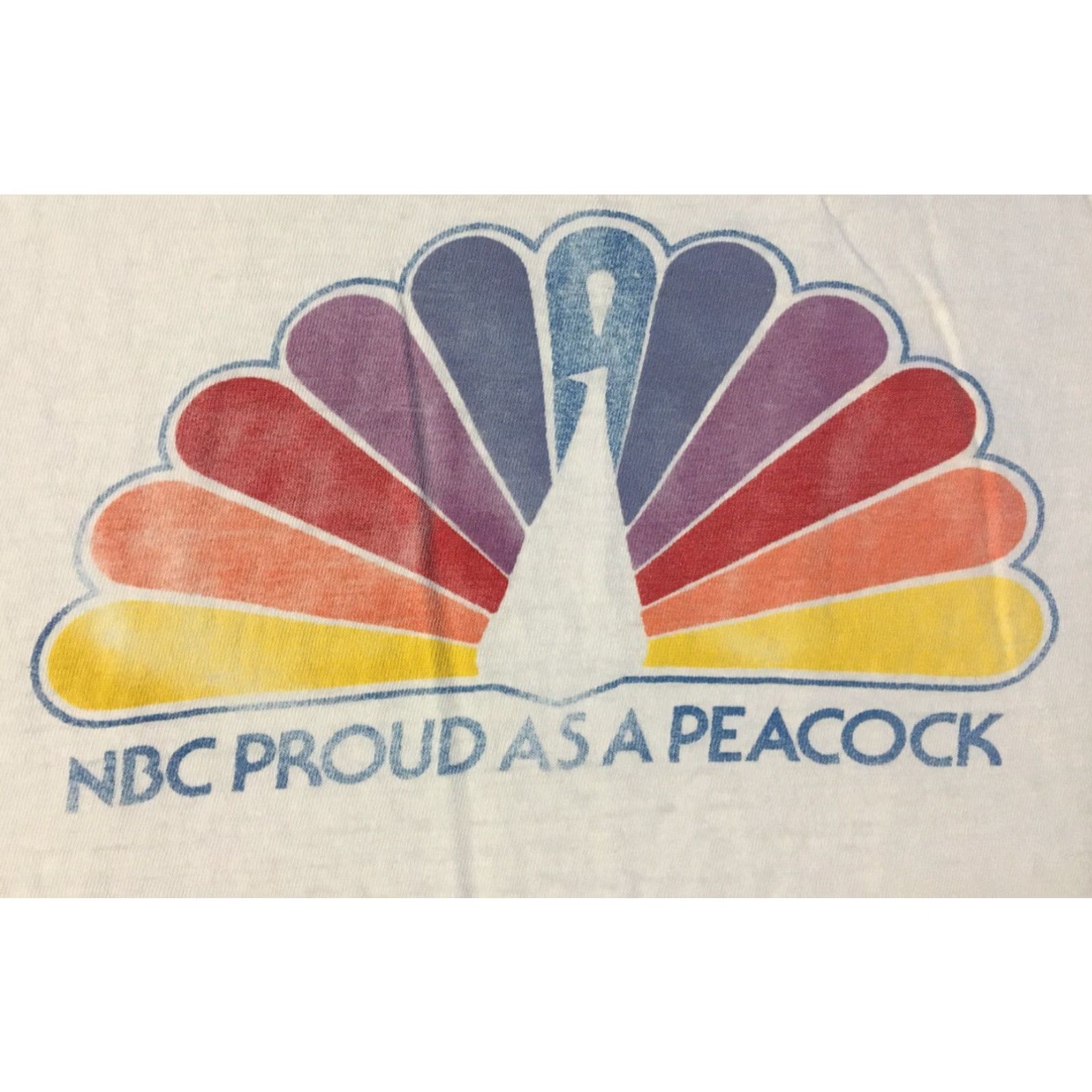 SAS VINTAGE NBC Proud As A Peacock TV Network Promo Shirt L USA White Mens T-Shirt 80s 90s TV Movie Cartoon Humor Retro Rock Size US L / EU 52-54 / 3 - 2 Thumbnail