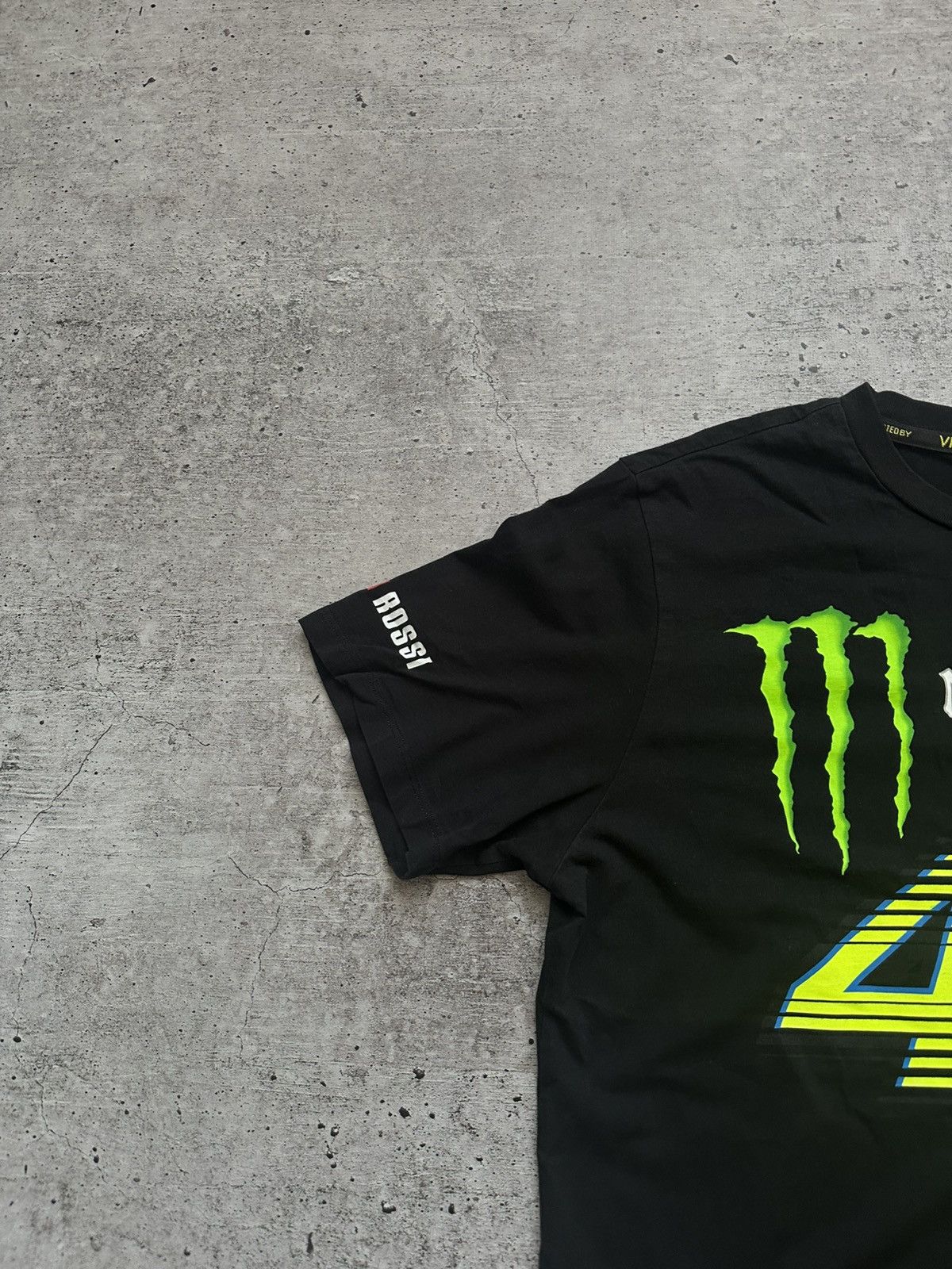 Other Vintage Valentino Rossi Monster Energy Oakley Sponsored Tee Size US L / EU 52-54 / 3 - 3 Thumbnail
