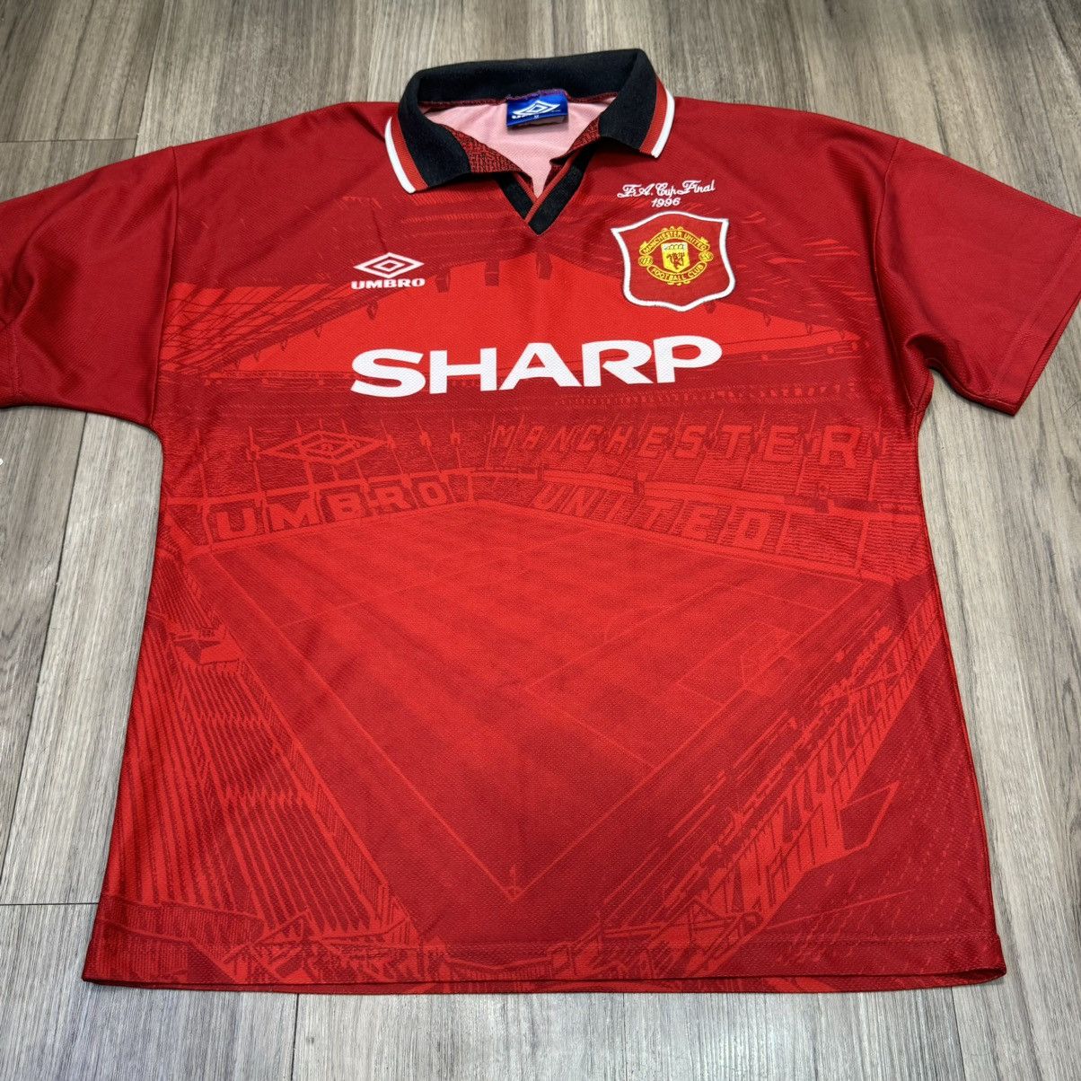 Umbro Manchester United 1996 FA cup final shirt #7 Cantona Size US M / EU 48-50 / 2 - 1 Thumbnail