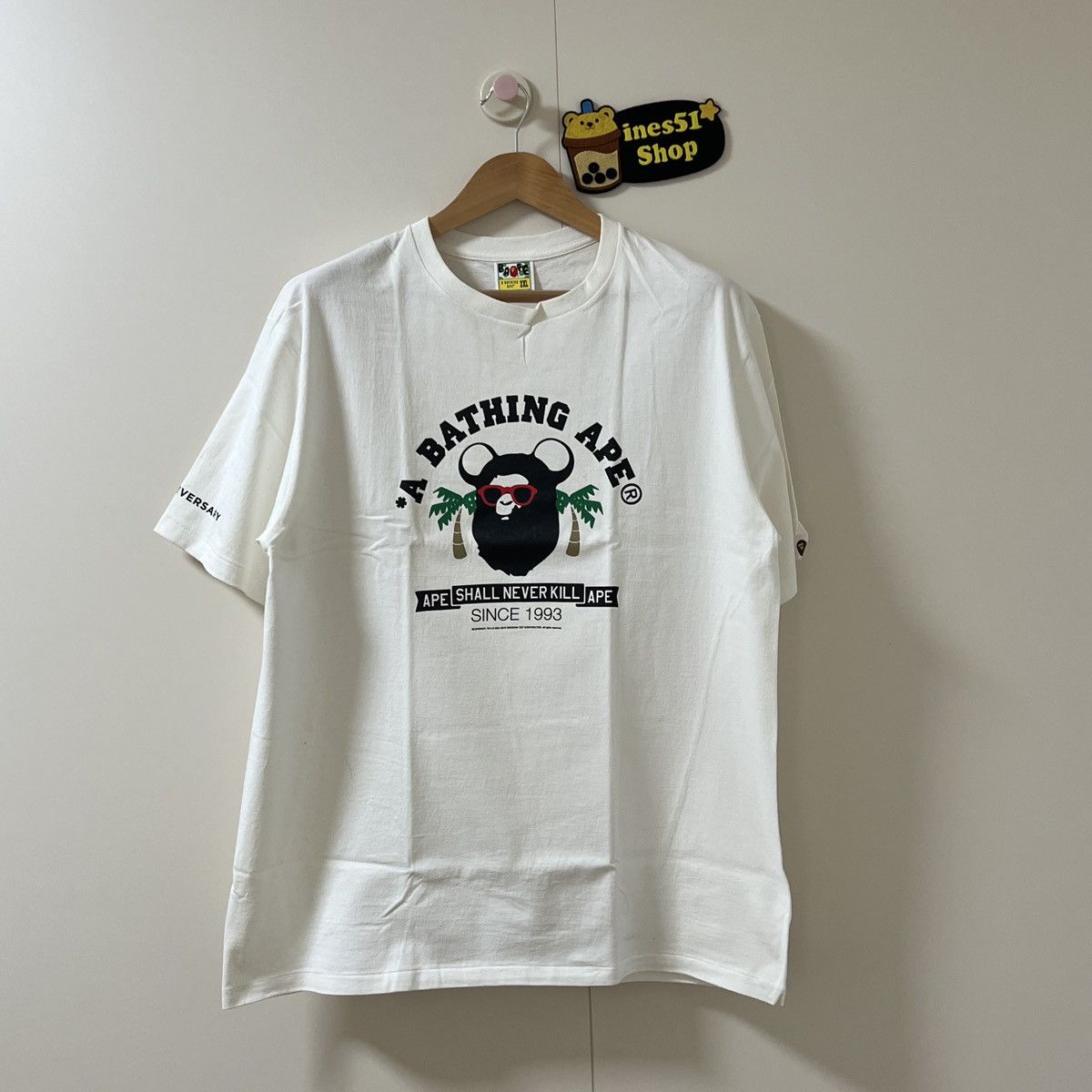 Bape Bape x bearbrick Los Angeles 1st Anniversary tee Size US XXL / EU 58 / 5 - 1 Thumbnail