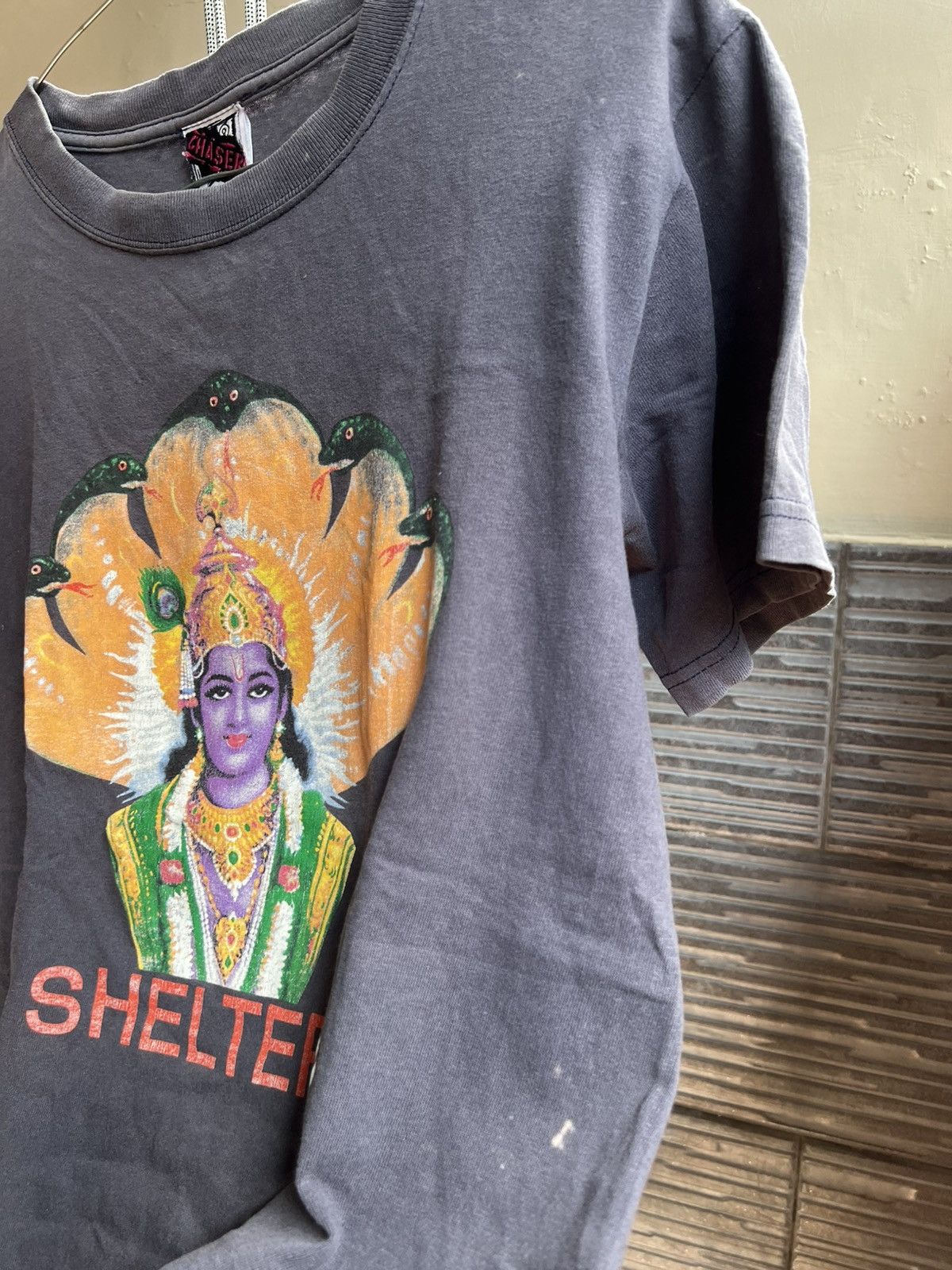 Band Tees Thrashed Shelter US HC Sun Faded Distressed ERD GRUNGE Size US S / EU 44-46 / 1 - 4 Thumbnail