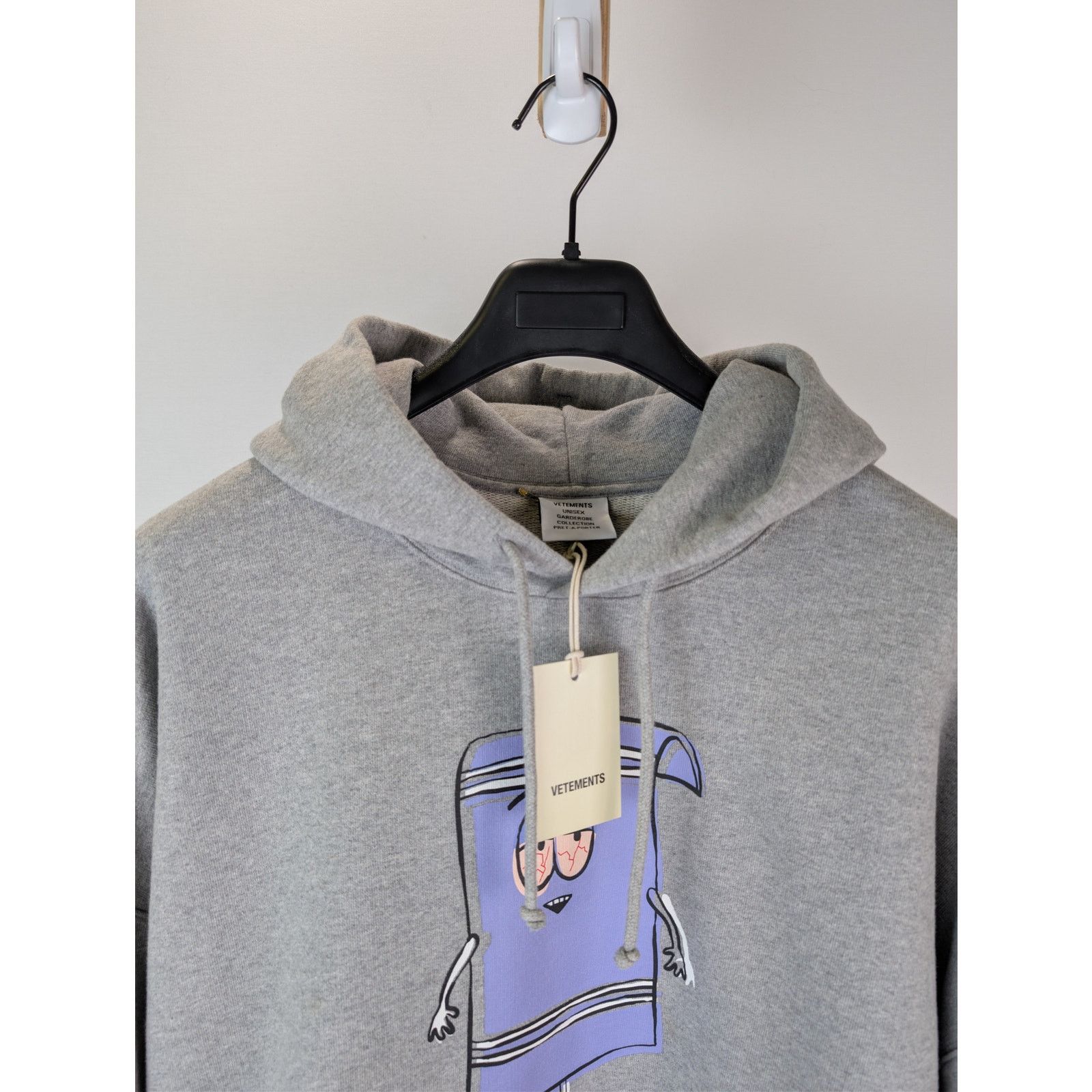 Vetements o1rshd1 Oversized Graphic-Print Hoodie in Grey Size US XL / EU 56 / 4 - 7 Thumbnail