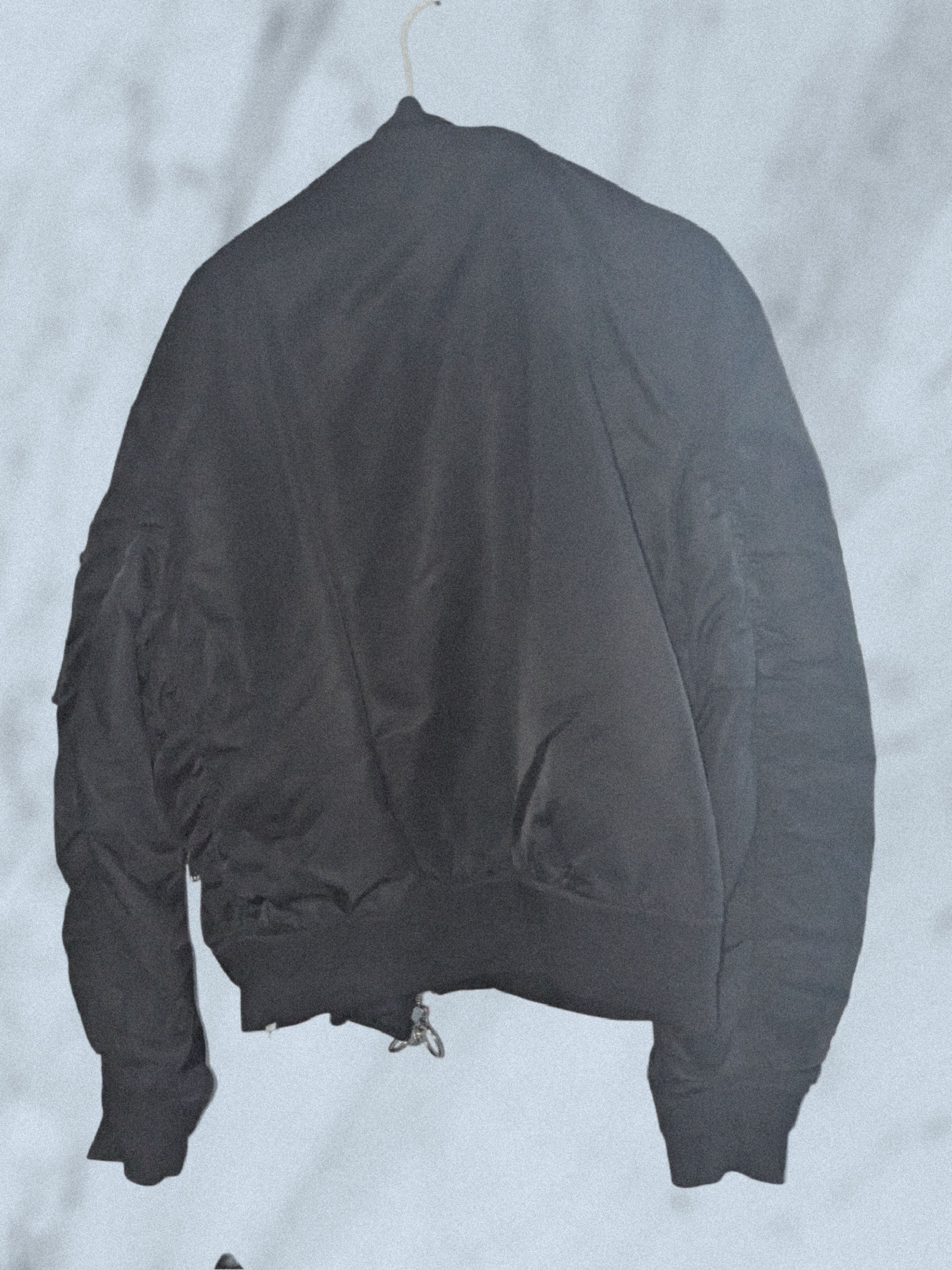 Off-White OFF-WHITE "WAVY" OVERSIZED BOMBER Size US L / EU 52-54 / 3 - 2 Thumbnail