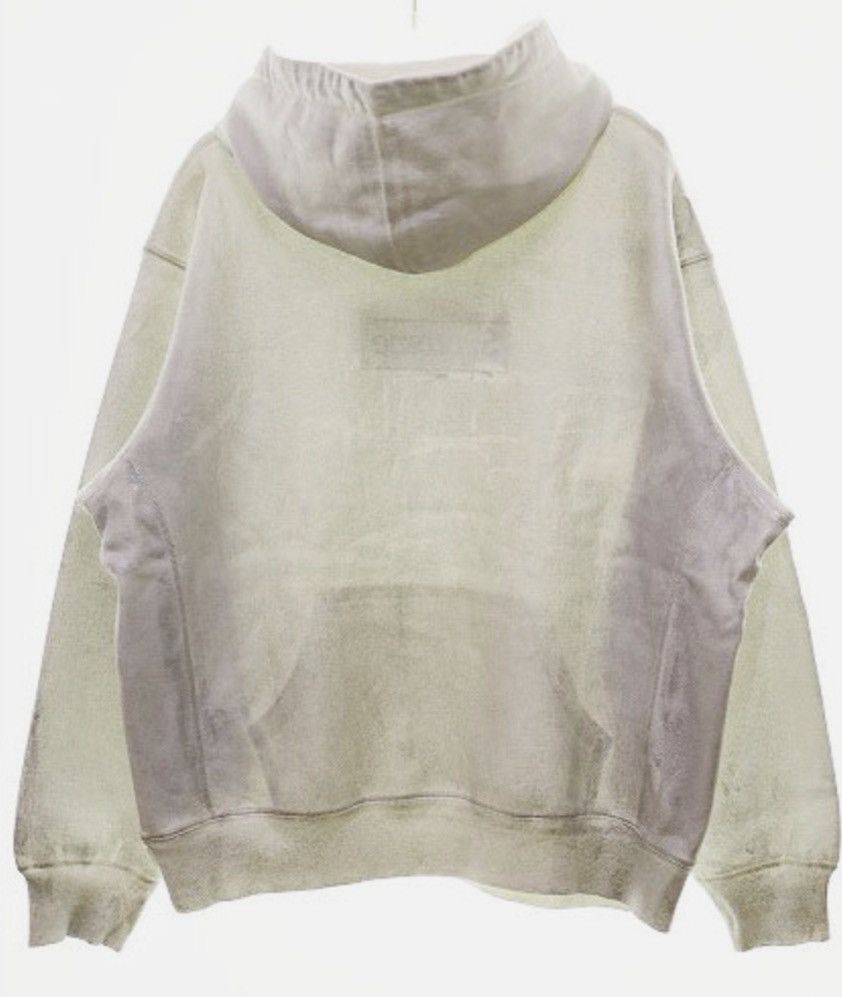 Maison Margiela × Supreme Supreme X mm6 White Foil Box Logo Hoodie Size US M / EU 48-50 / 2 - 2 Thumbnail